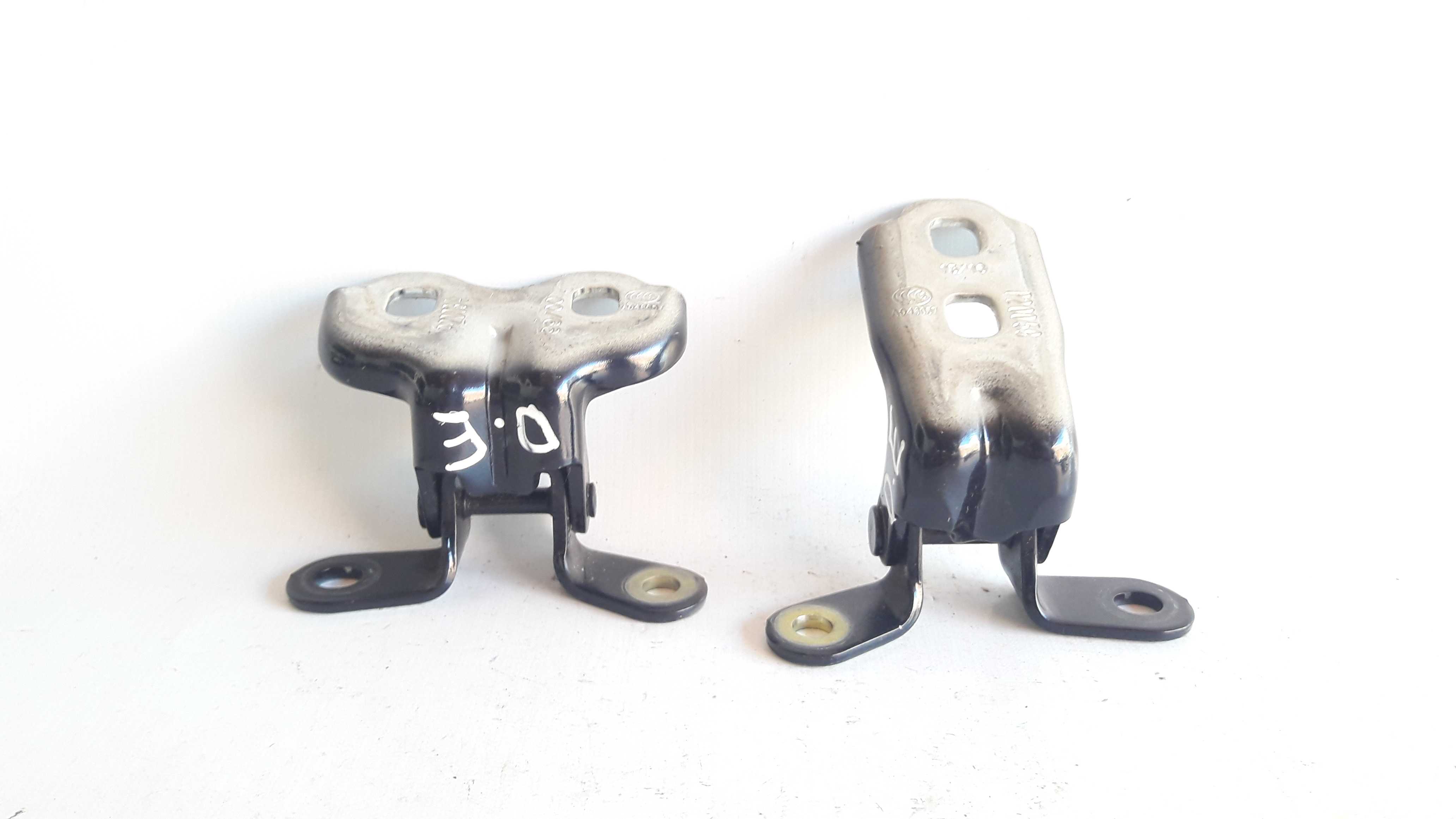 Dobradiça Porta Dianteira Esquerda Ônix/prisma 19/20 A048057