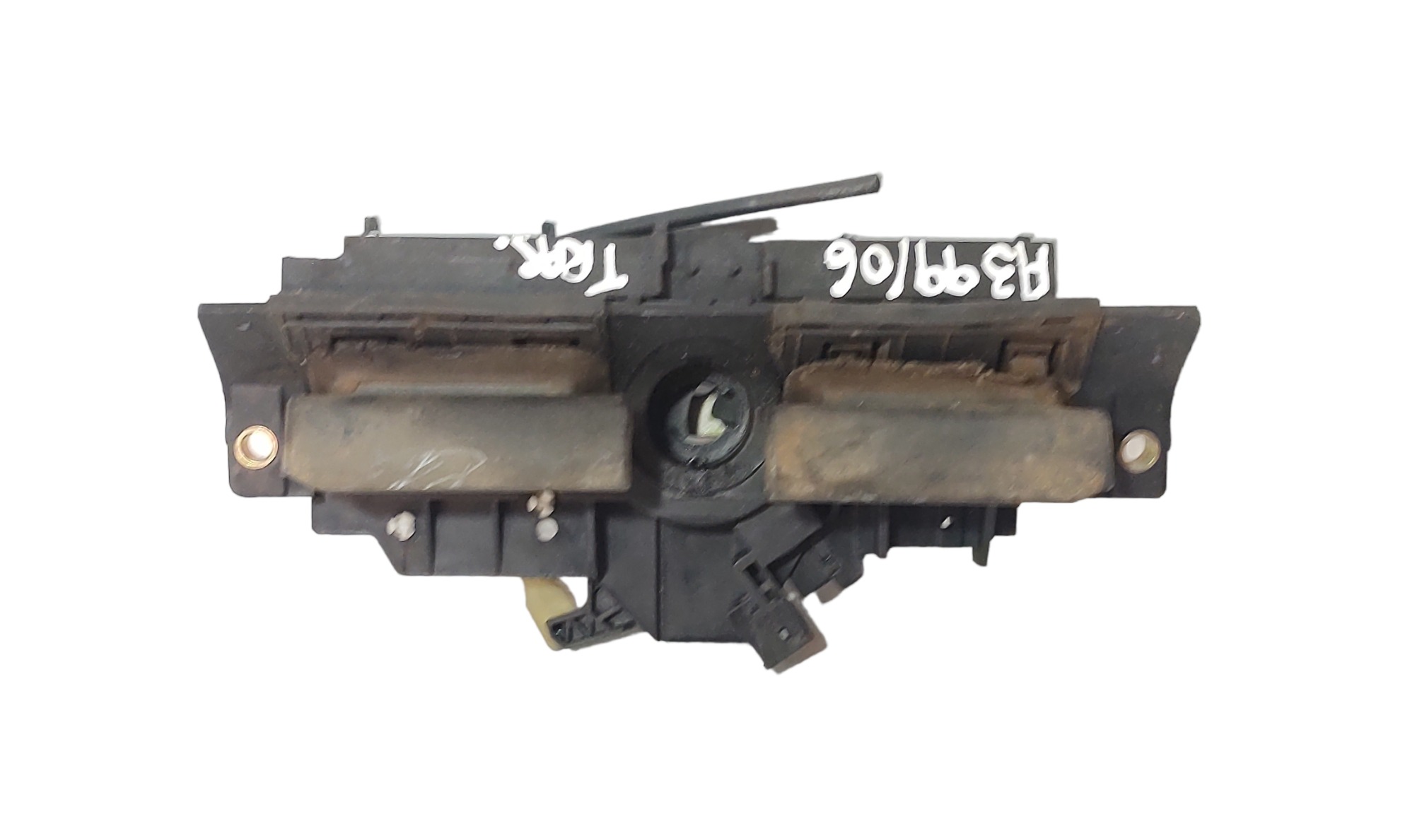 Macaneta Tampa Traseira Audi A3 99/6 C Pequena Avaria 24240 1