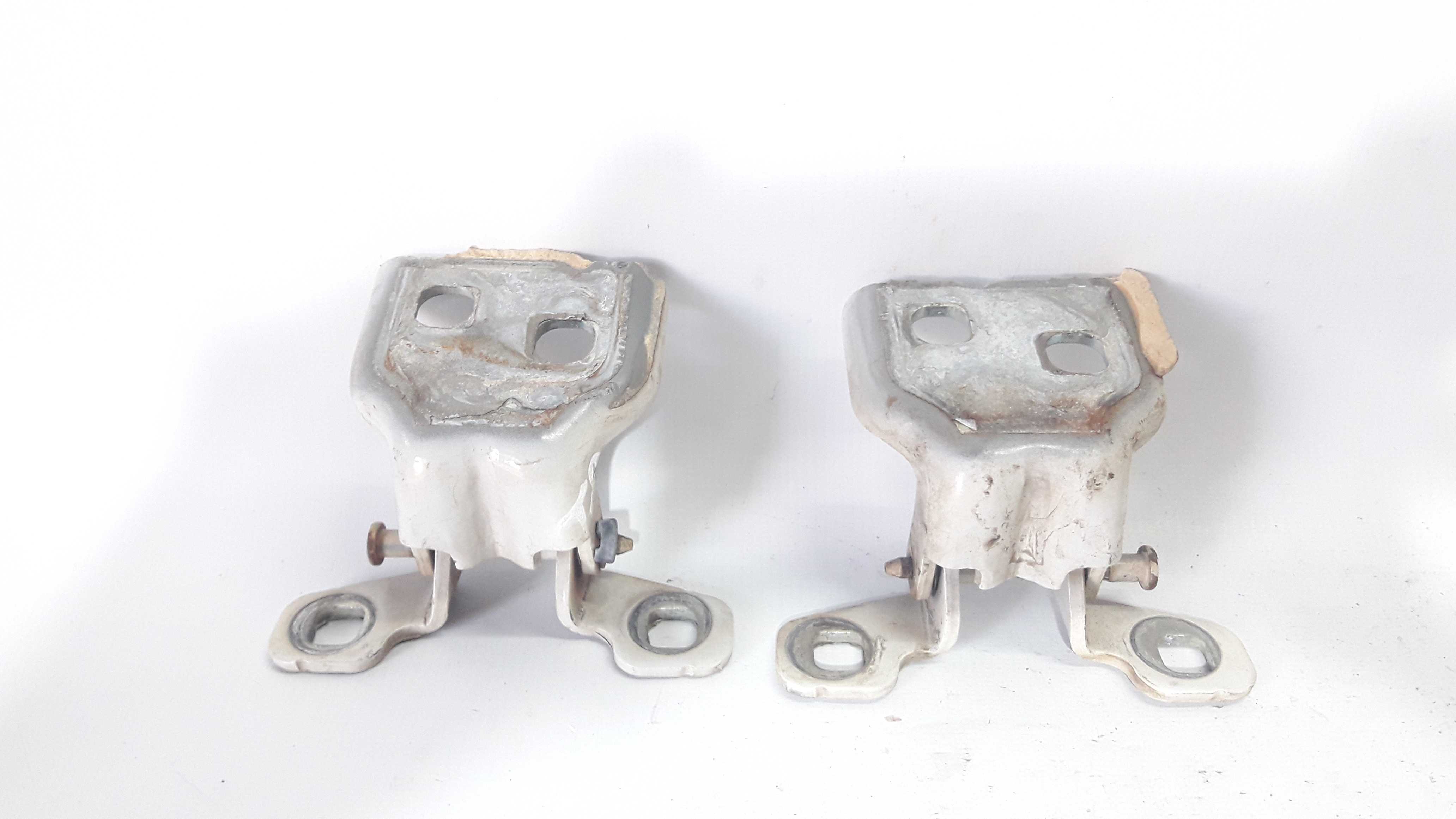 Dobradiça Porta Traseira Direita Duster/oroch 12/19 1