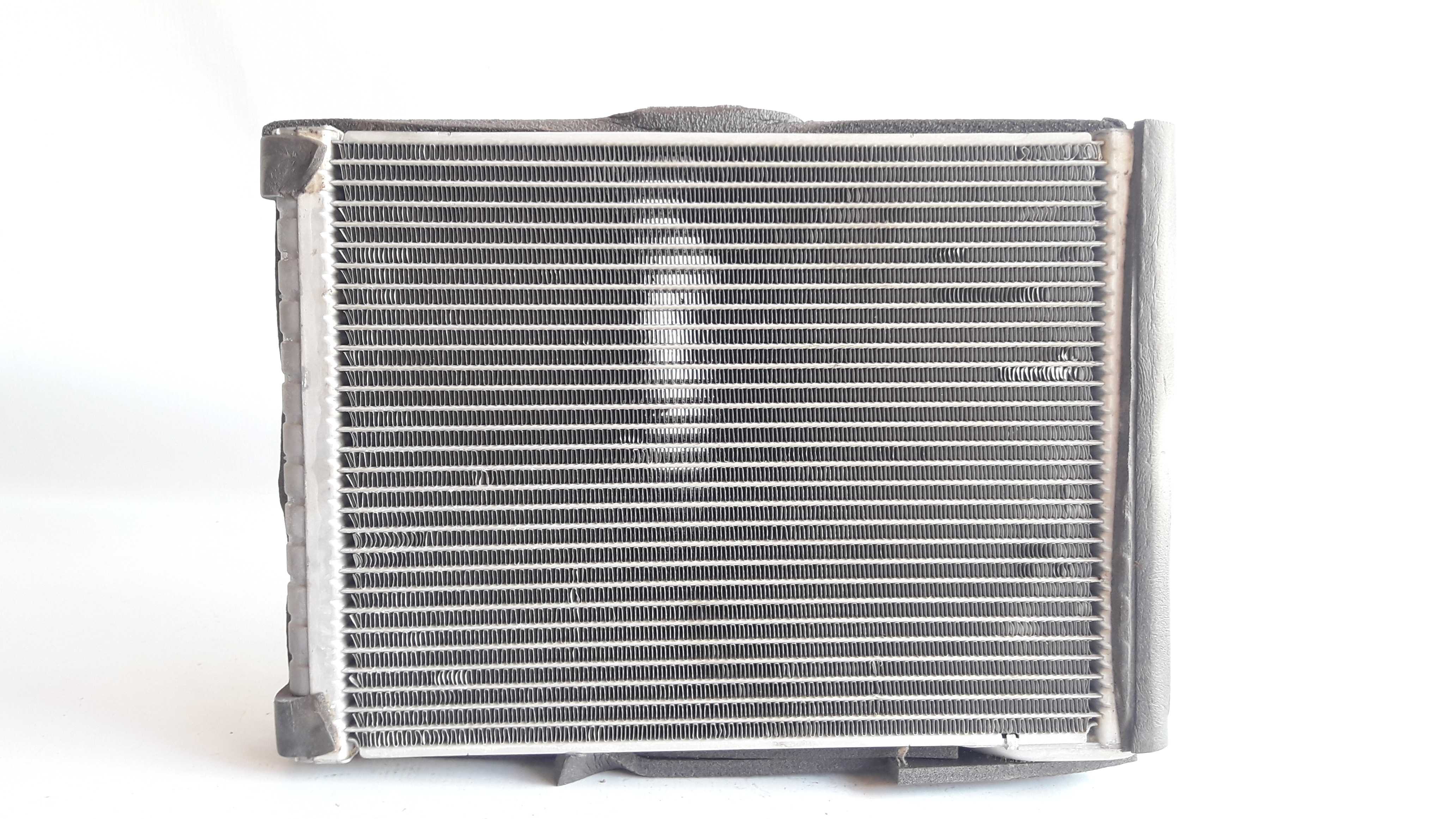 Radiador Ar Condicionado Gm Ônix/prisma 2017/2019 Original
