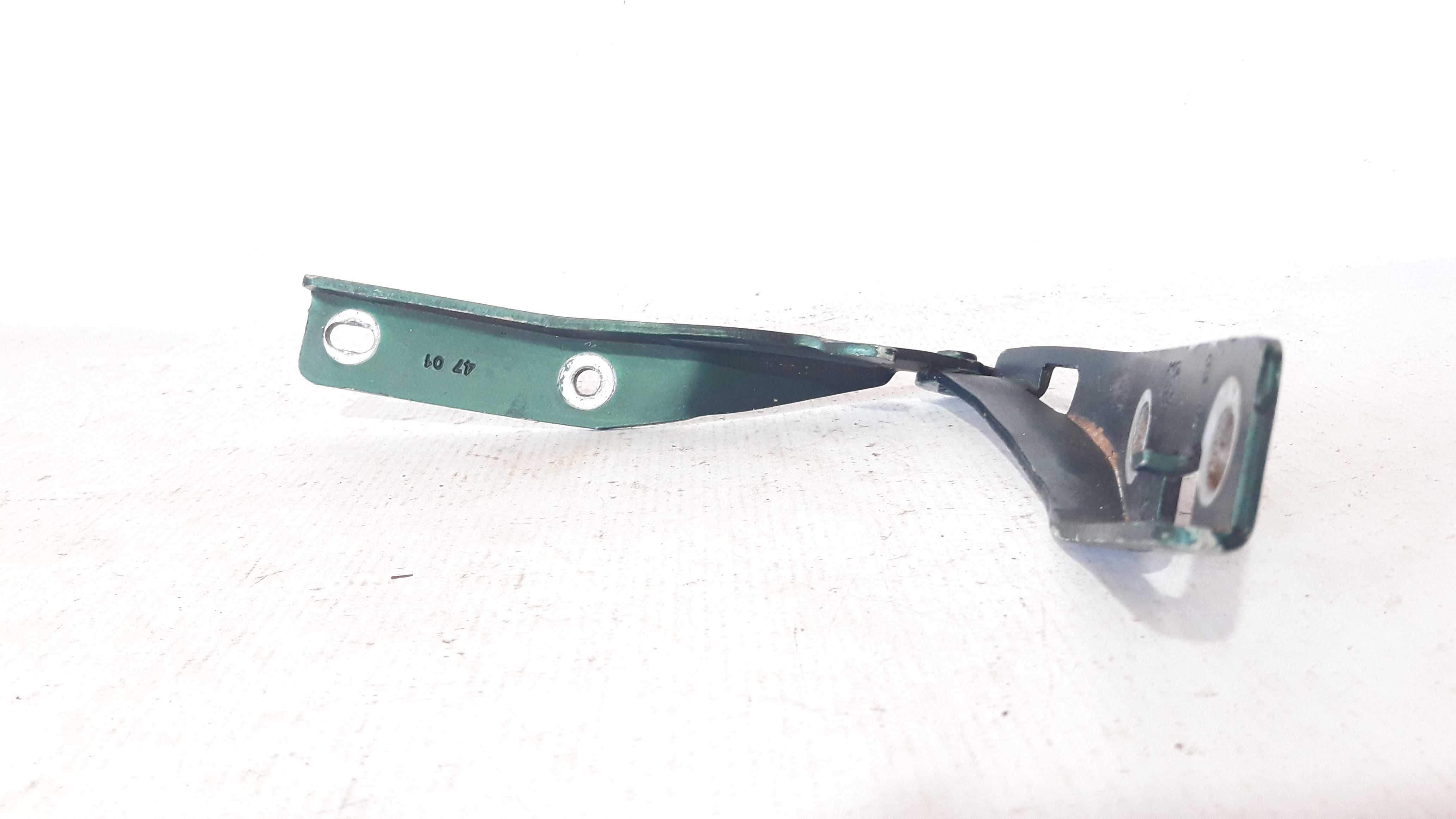 Dobradiça Esquerda Capô Peugeot 206/207 3