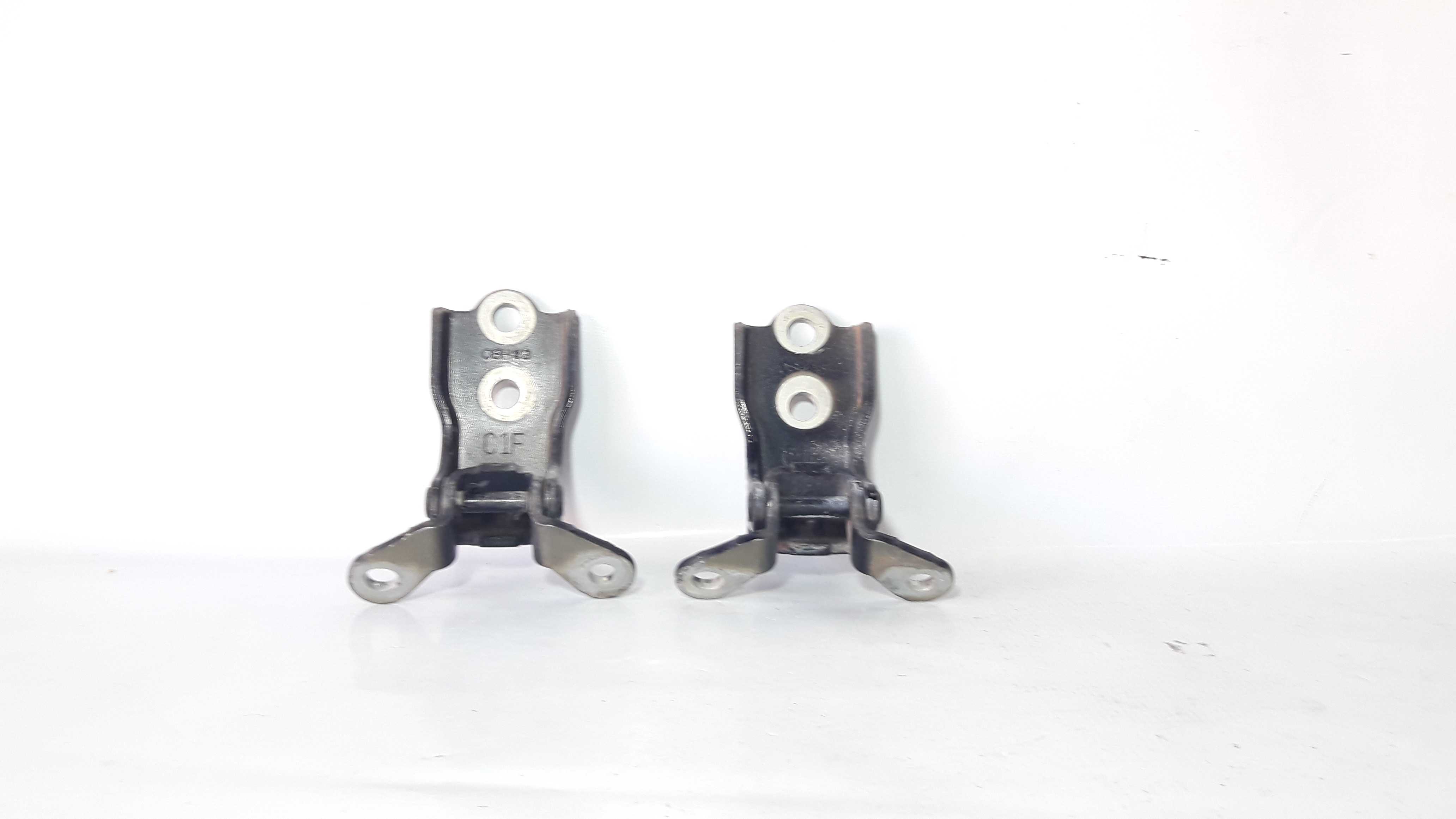 Dobradiça Porta Dianteira Direita Captiva 8/13 23509 3