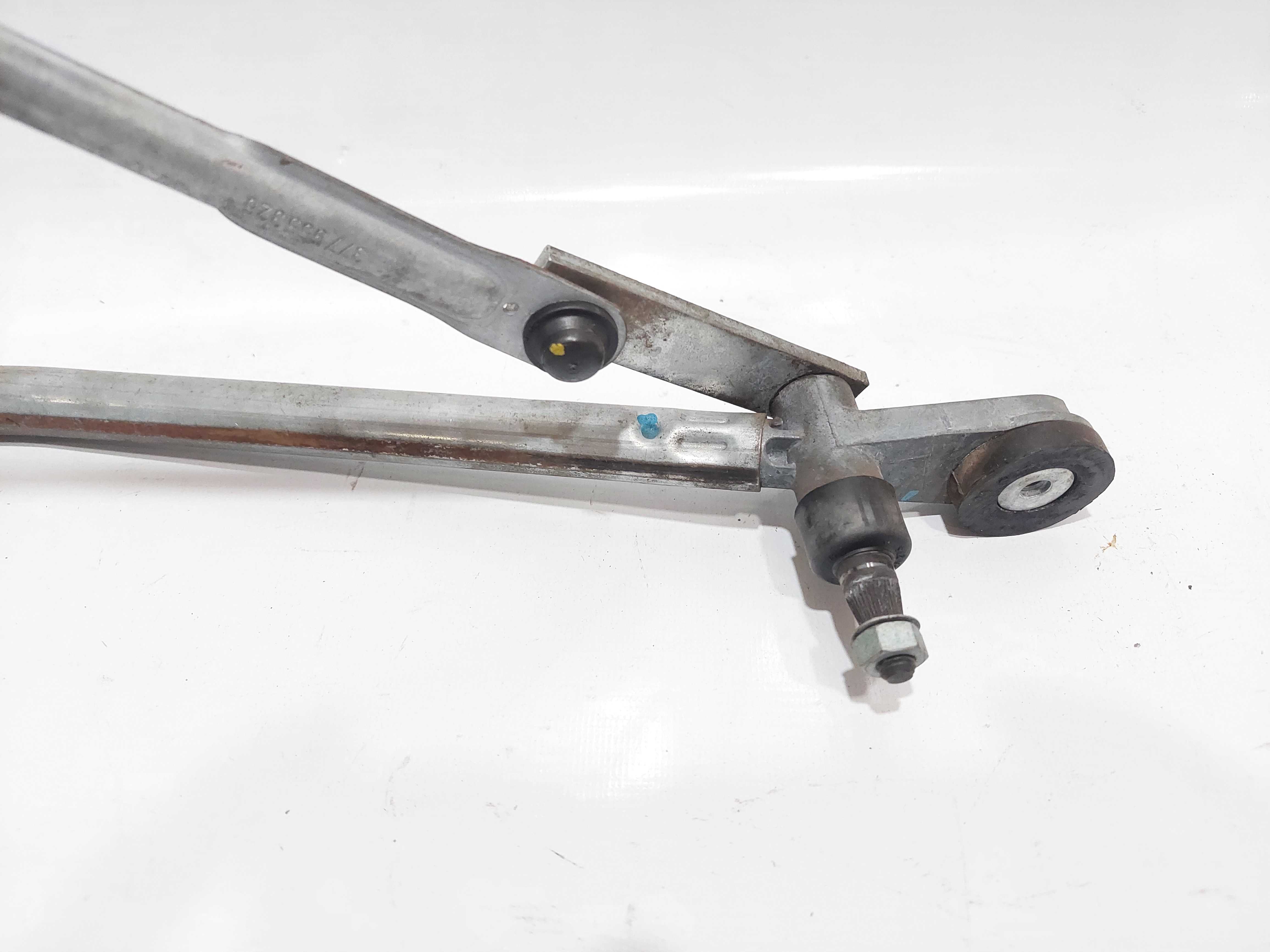 Galhada Do Limpador De Para-brisas Volkswagen Gol G4  – Direito 2