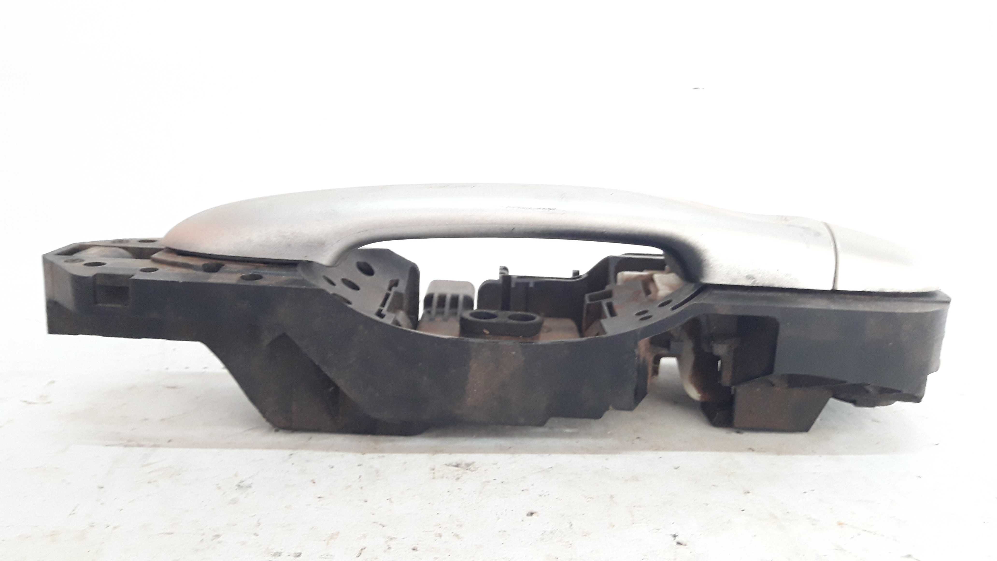 Maçaneta Ext Traseira Direita Fluence 12 A 15 806060042r Prata Traseira 5