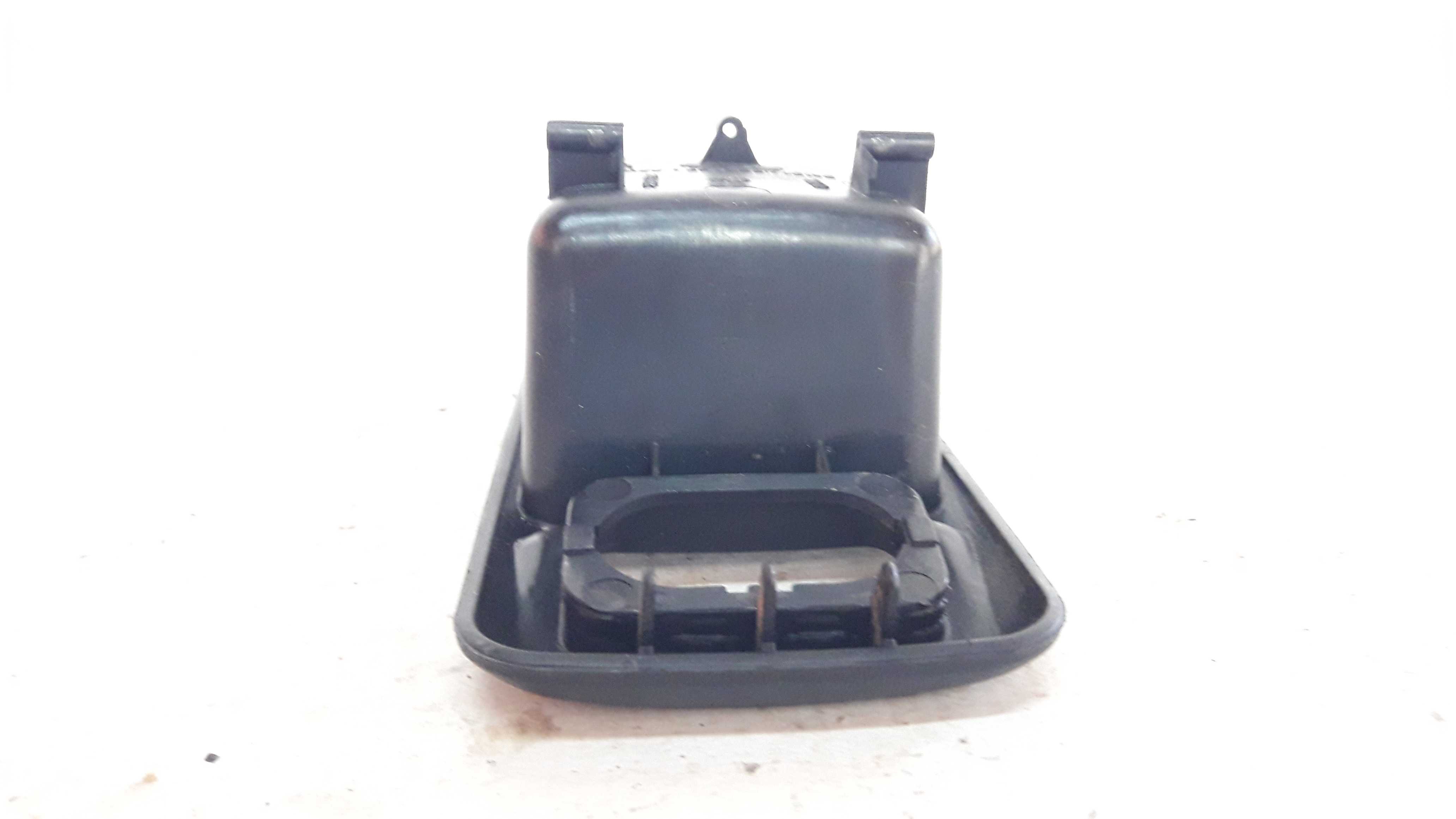 Moldura Interna Maçaneta Traseira Esquerda Focus 9 A 13  Preto Traseira 5