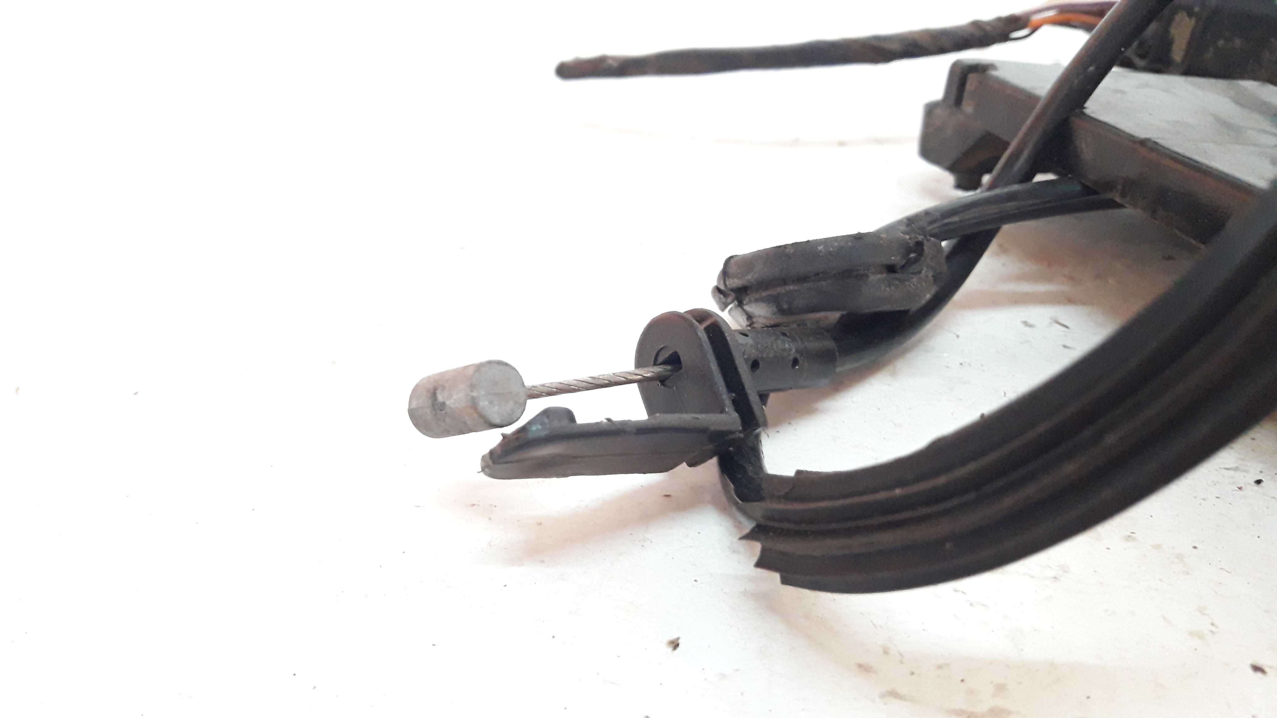 Fechadura Eletrica Traseira Direita Focus 9 A 13 8