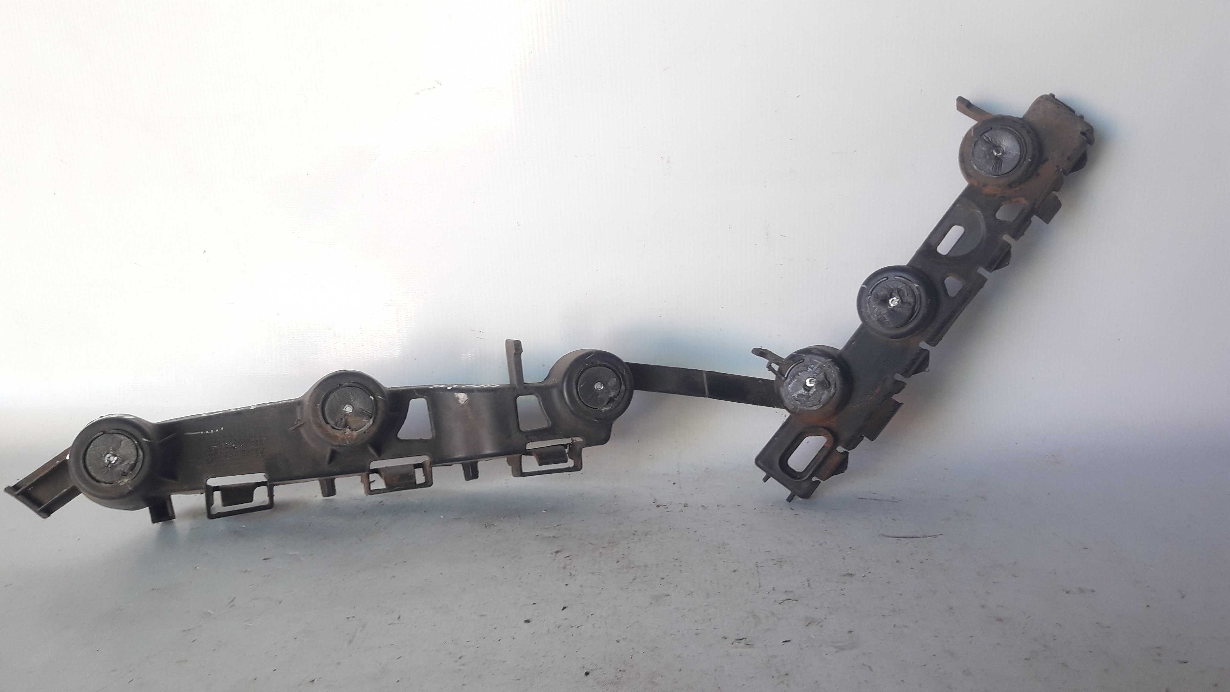 Guia Parachoque Traseiro Direito Ônix 13/17 52134586 Origina 1