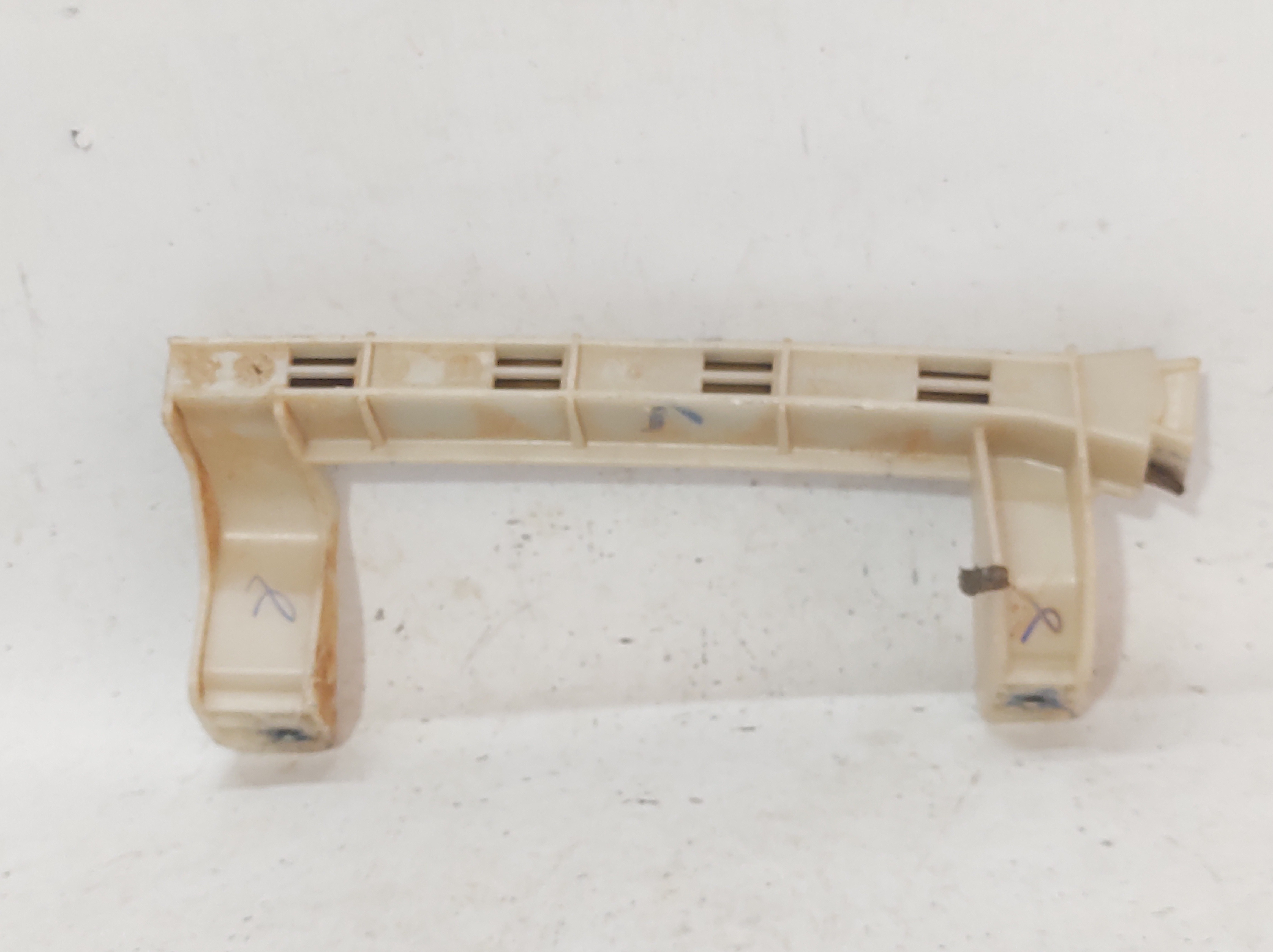 Guia Vidro Dianteiro Esquerdo Strada 20 A 23 52005782 Branco 2