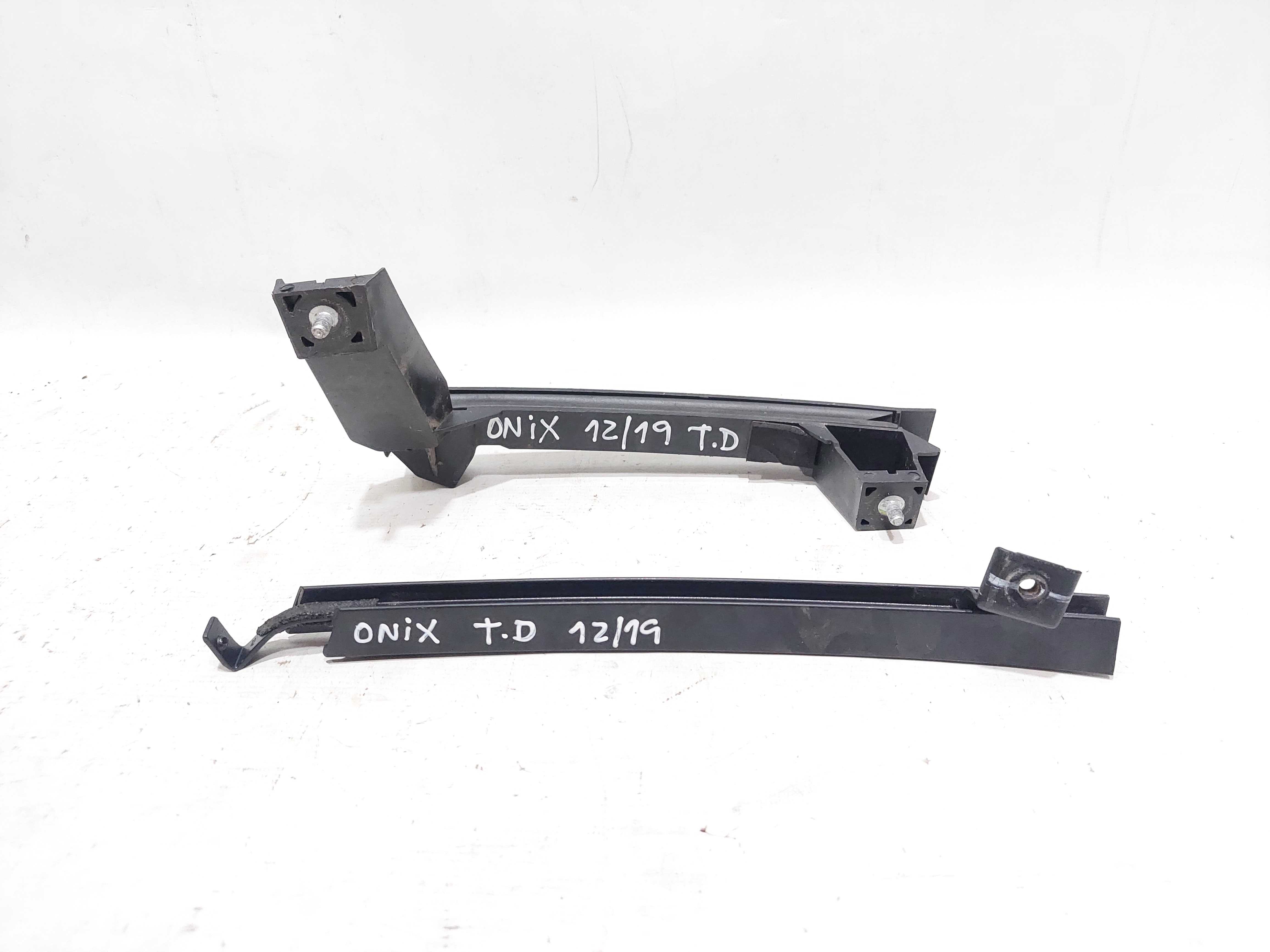 Par Canaleta Guia Vidro Porta Traseira Direita Ônix 12/19 1