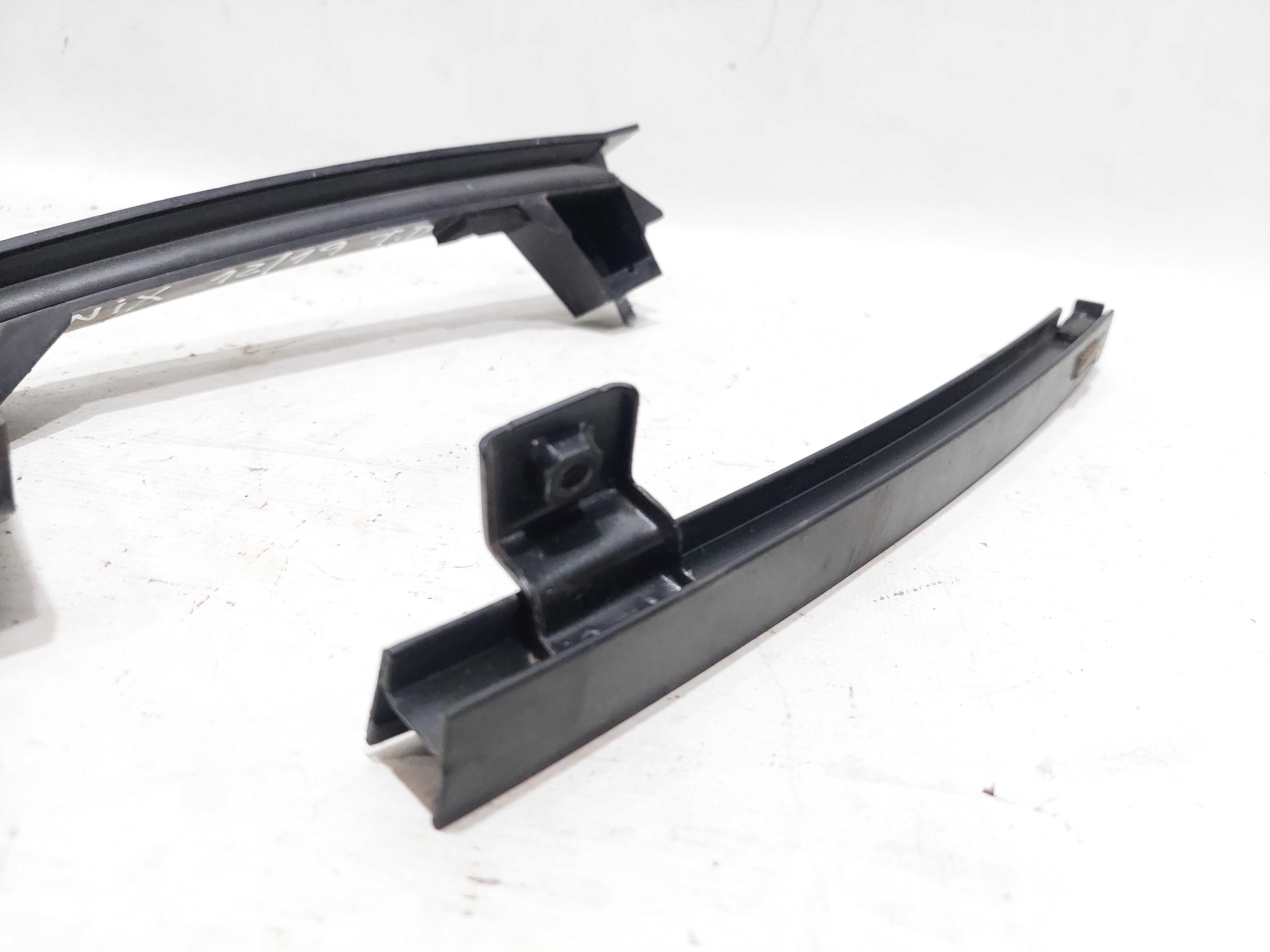 Par Canaleta Guia Vidro Porta Traseira Direita Ônix 12/19 4