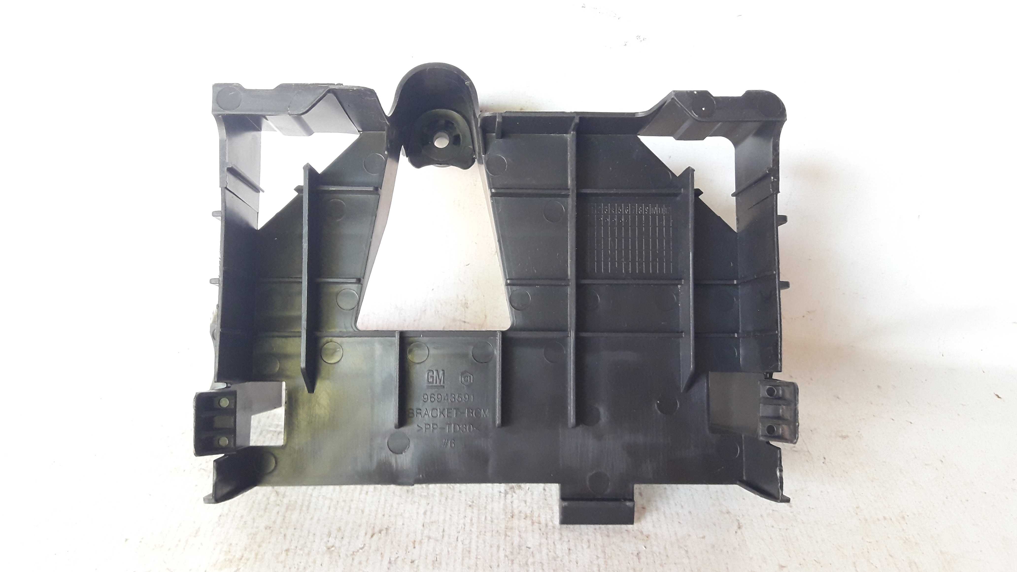Suporte Módulo Bcm Ônix 2017 2018 2019 96943591 Original