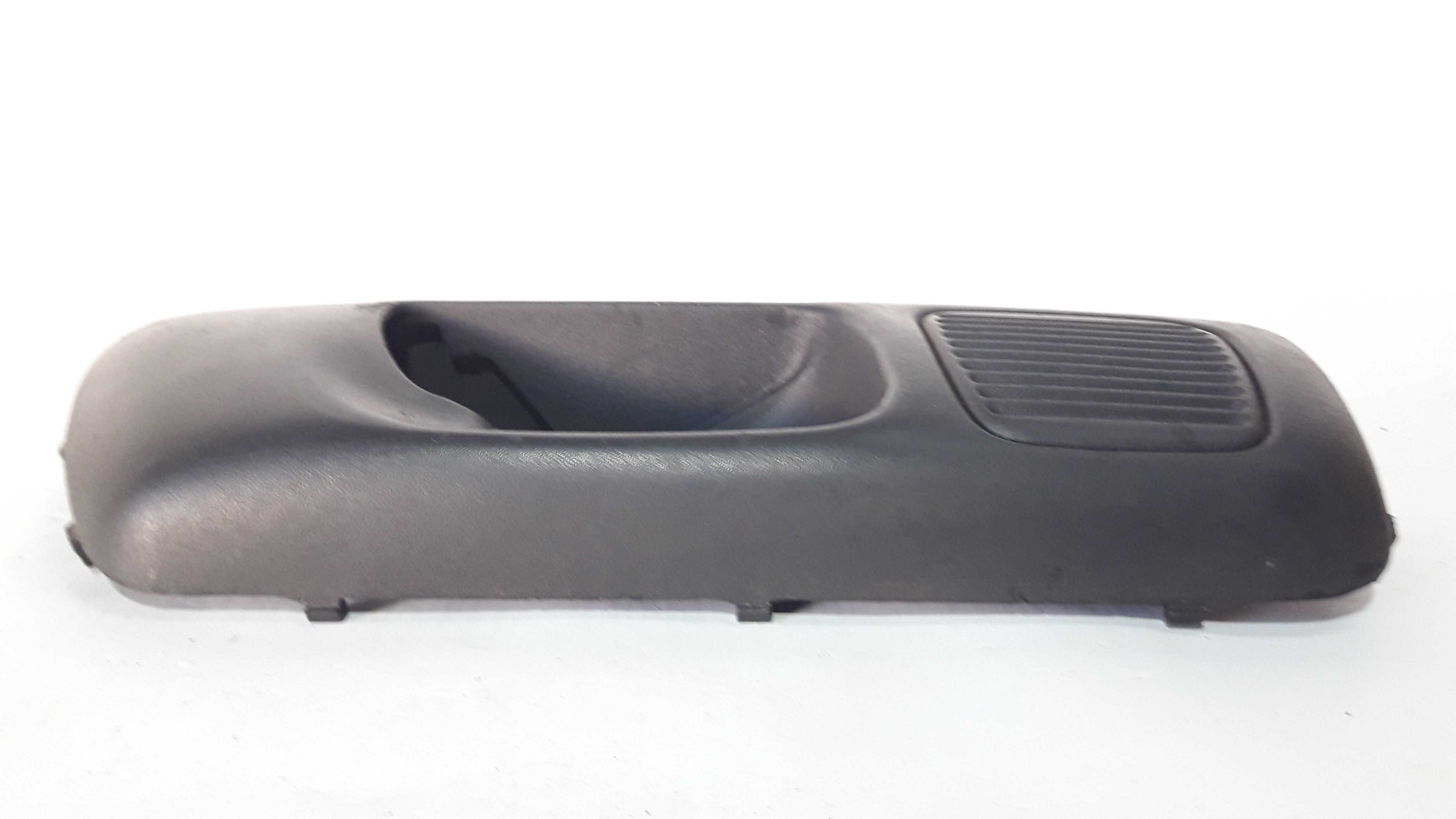 Moldura Maçaneta Int Tras Direita Astra 99/11 93274518 24692 Preto Traseira 5