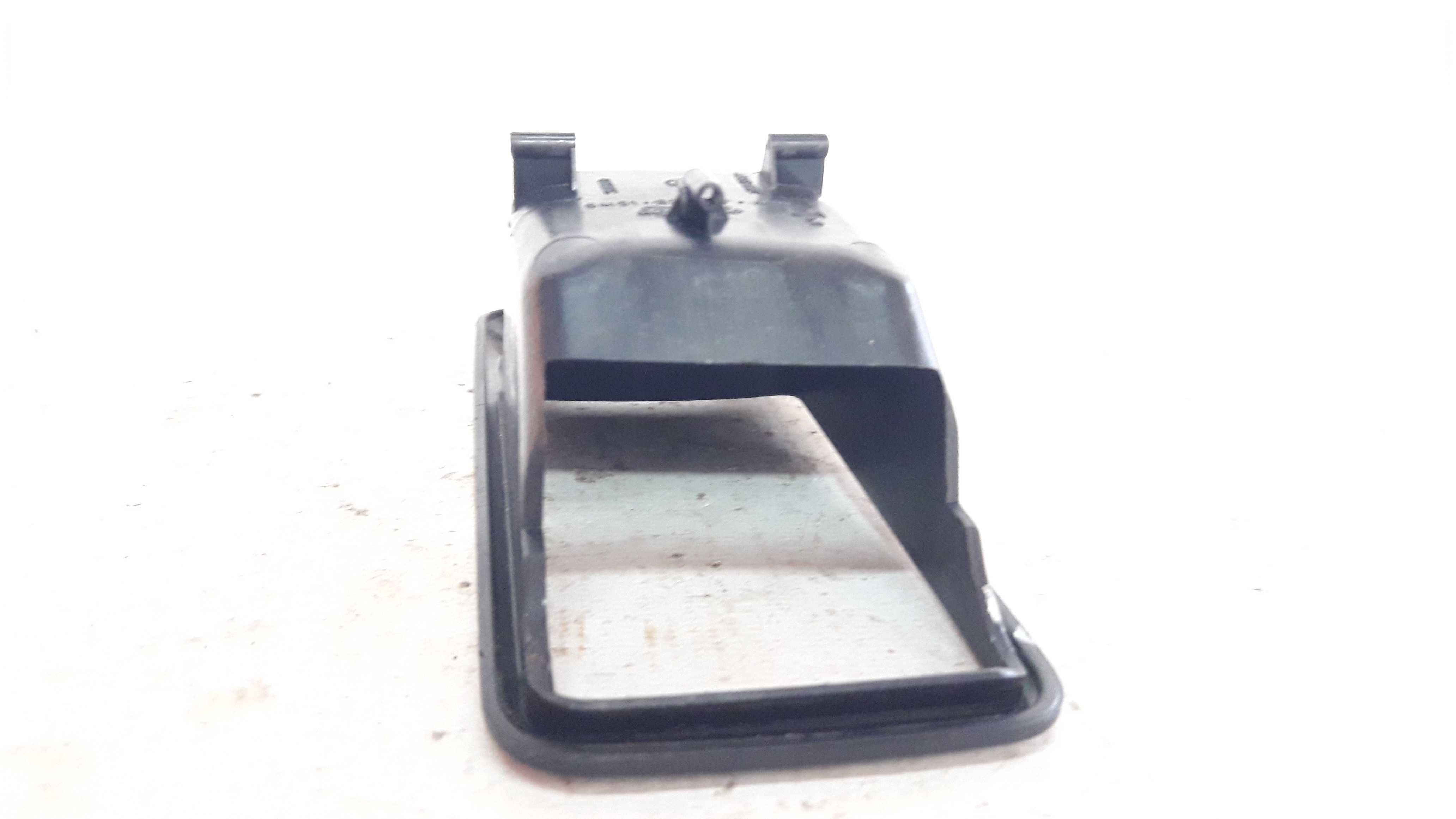 Moldura Interna Maçaneta Traseira Esquerda Focus 9 A 13  Preto Traseira 4