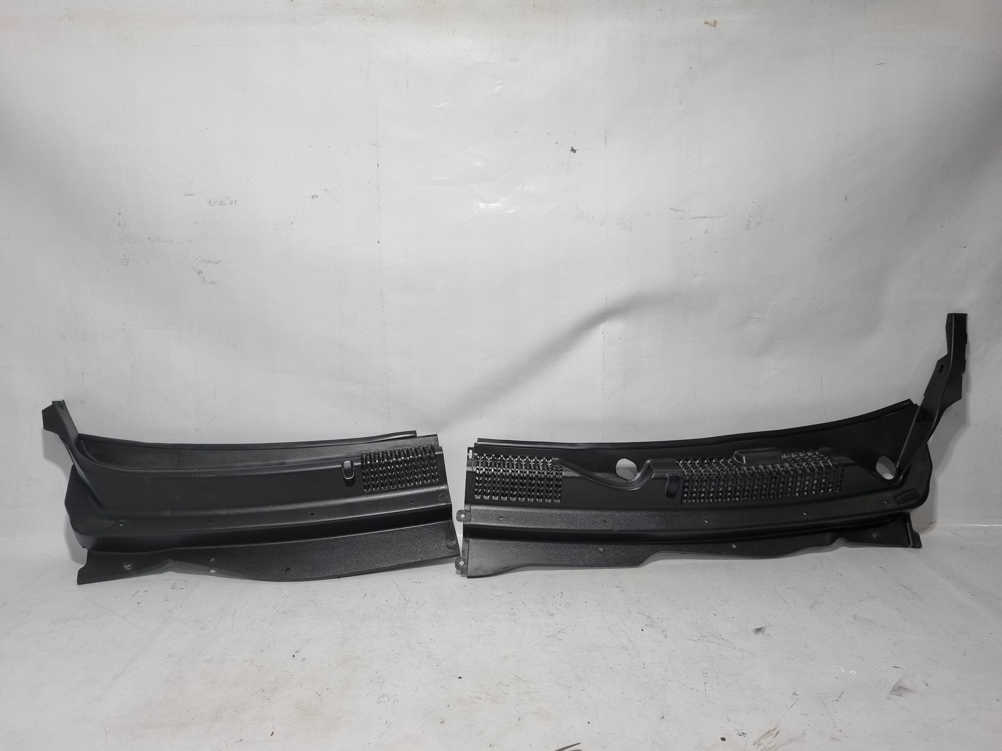 Grade Churrasqueira Chevrolet Captiva 3.6 2008 Á 13 Original Preto Plástico