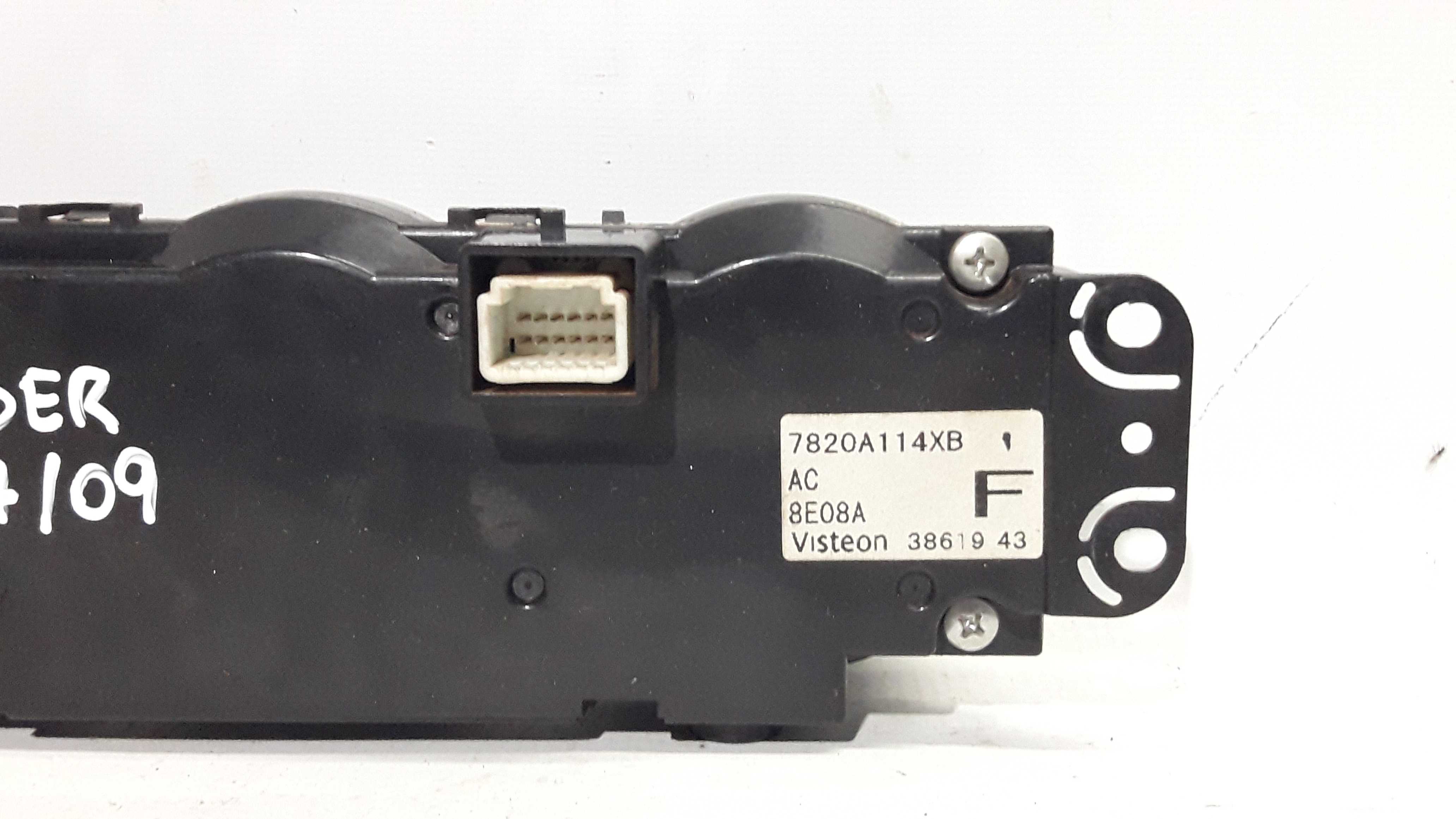 Comando Ar Condicionado Outlander 07/09 7820a114xb 21365 4