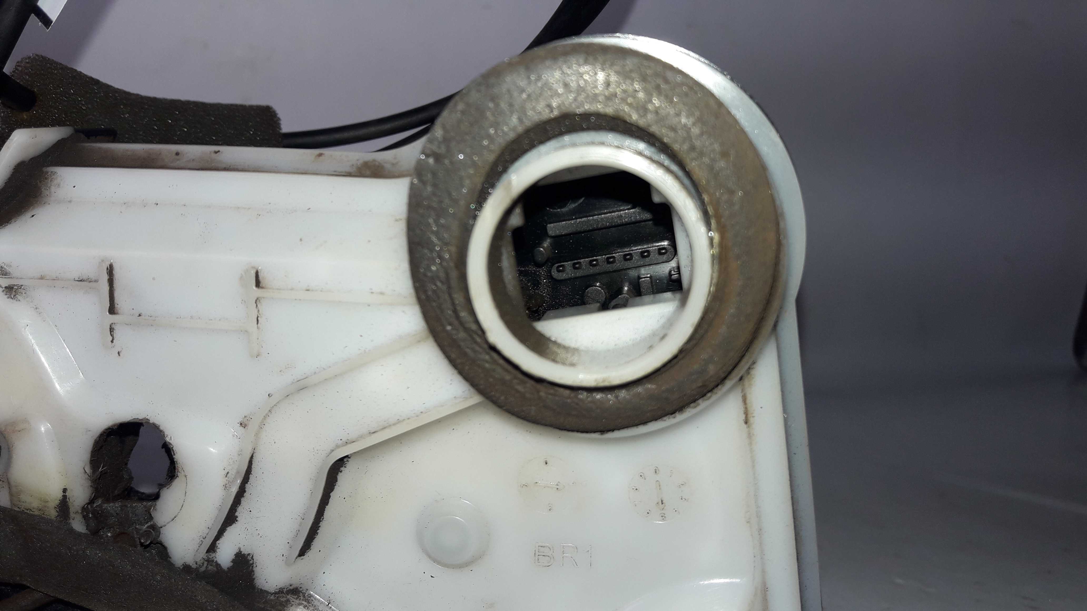 Fechadura Elet Dianteira Direita Hilux 16/20 24619 6