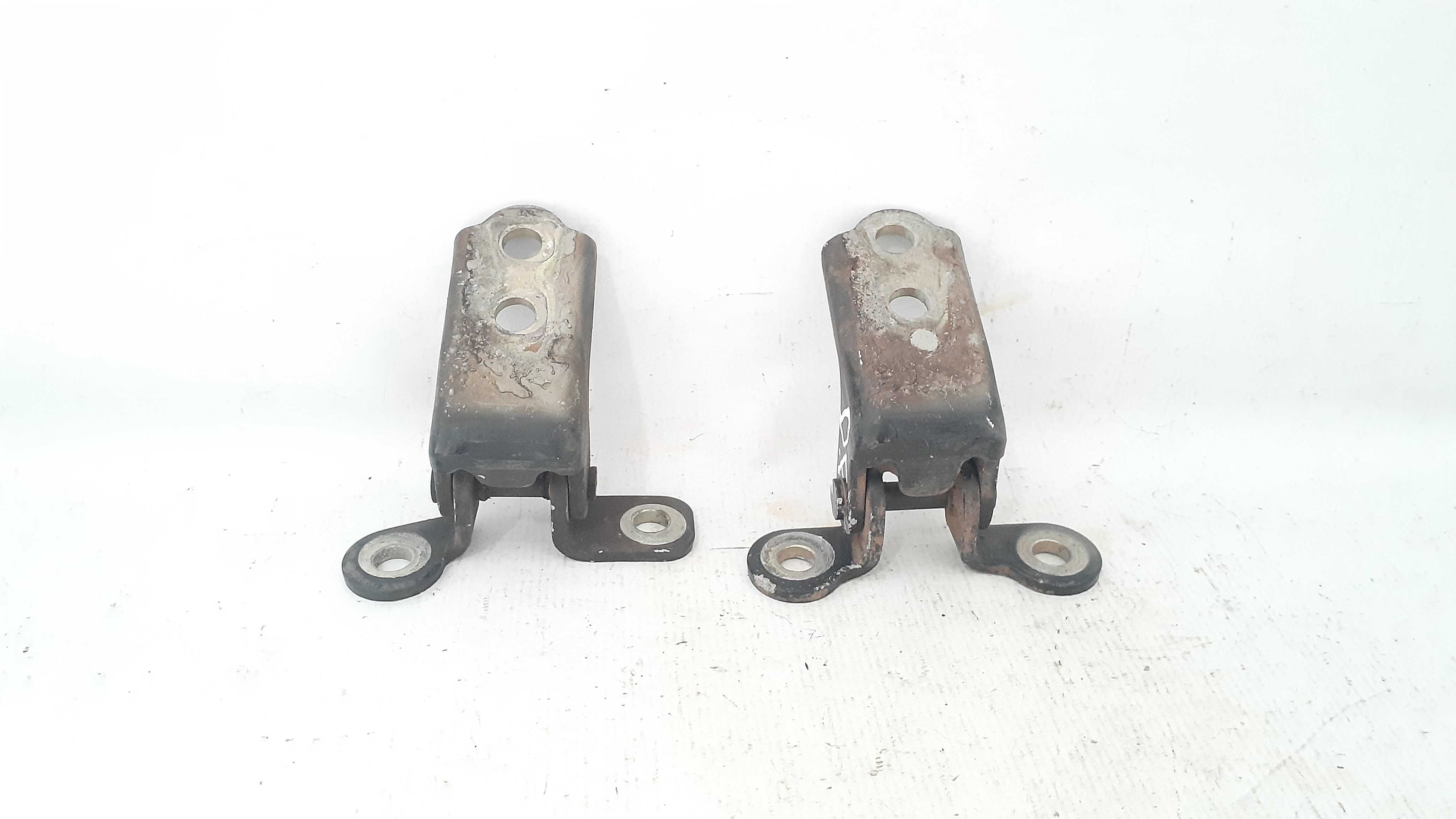 Dobradiça Porta D. Esquerda Cherry Tiggo 09 Original 1