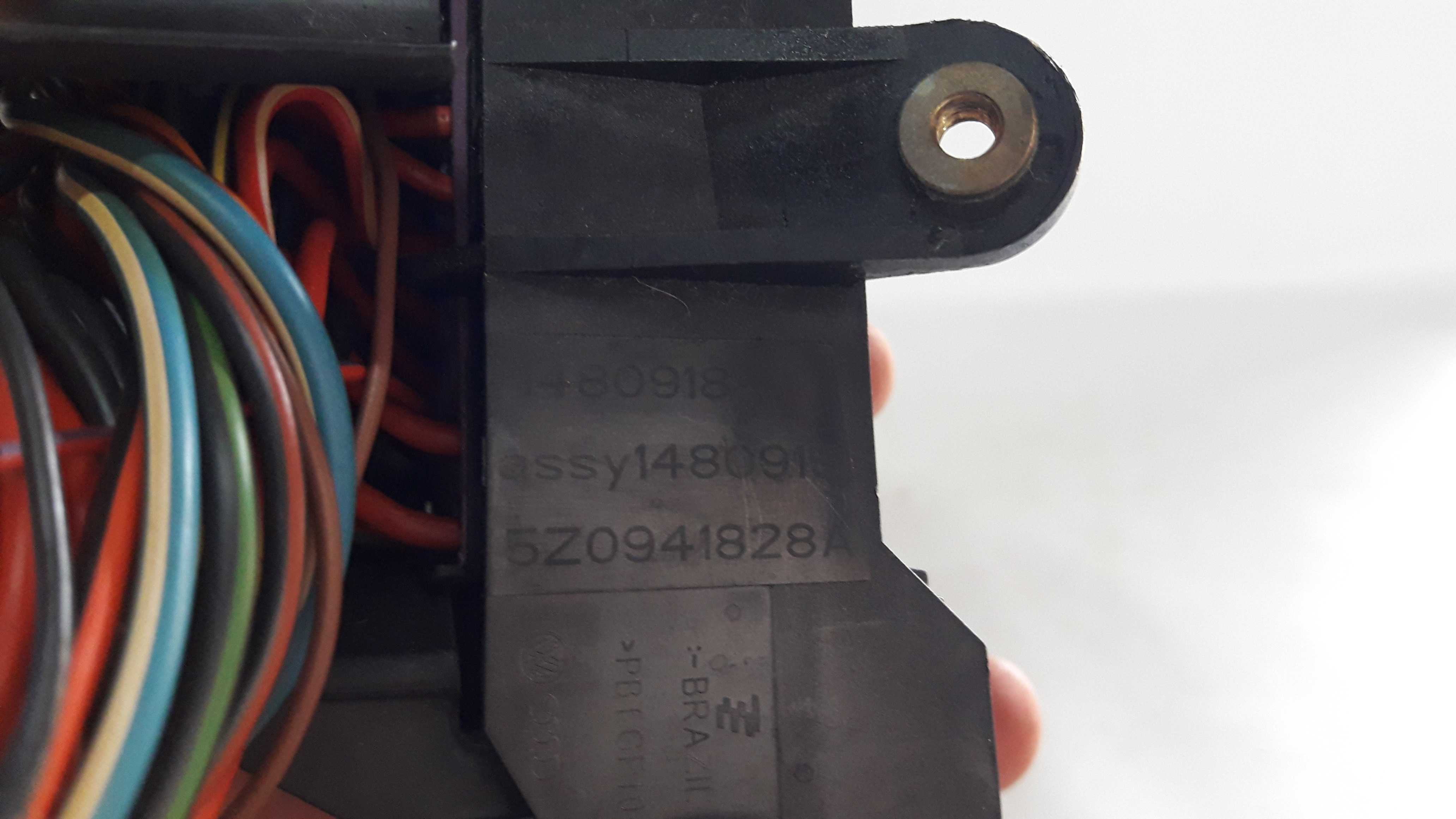 Caixa Fusiveis Fox Spacefox 1.6 8v 4cc 16 A 22 5z0941828aa 6