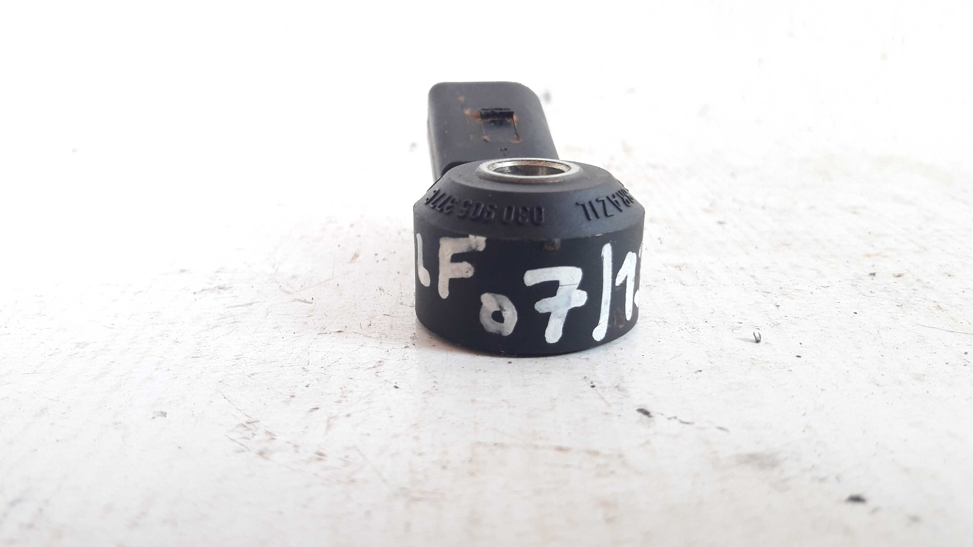 Sensor De Detonação Vw Golf 2007/2011 030905377c Original 4