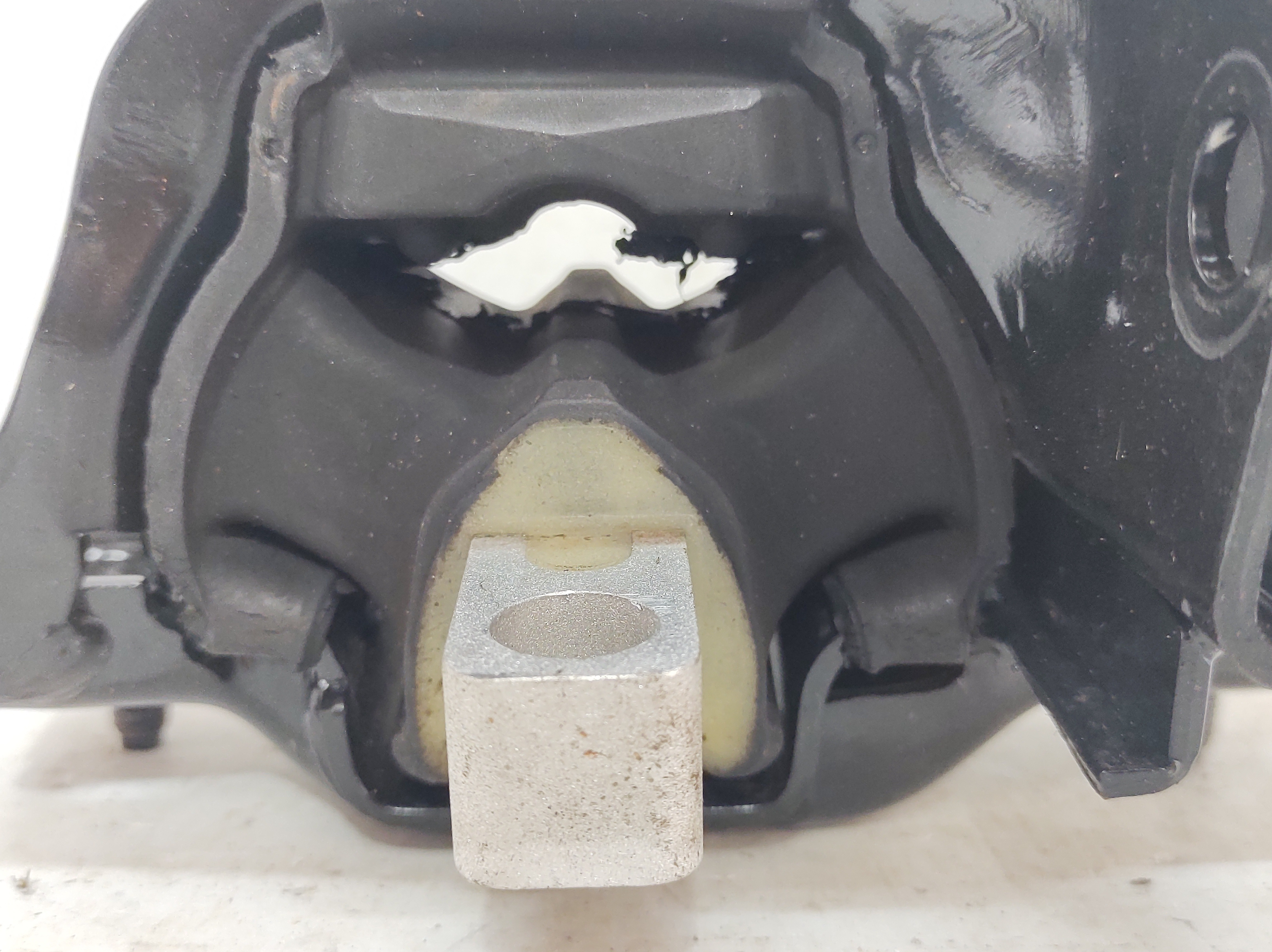 Coxim Esquerdo Câmbio Gol Voyage 1.0 3cc 17 A 23 6q0199555 2