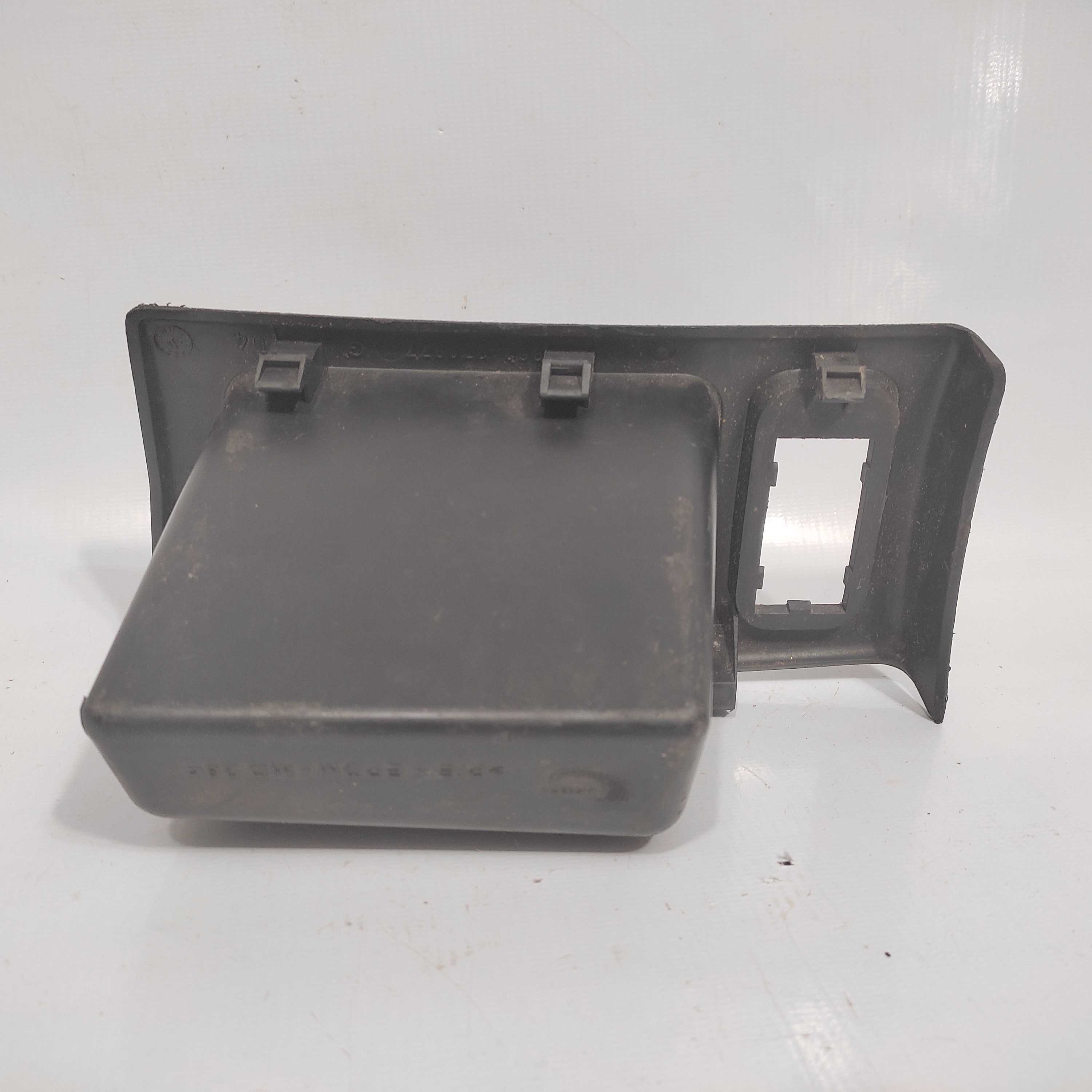 Moldura Porta Objeto Botão Regulagem Farol Peugeot 206 Origi 2