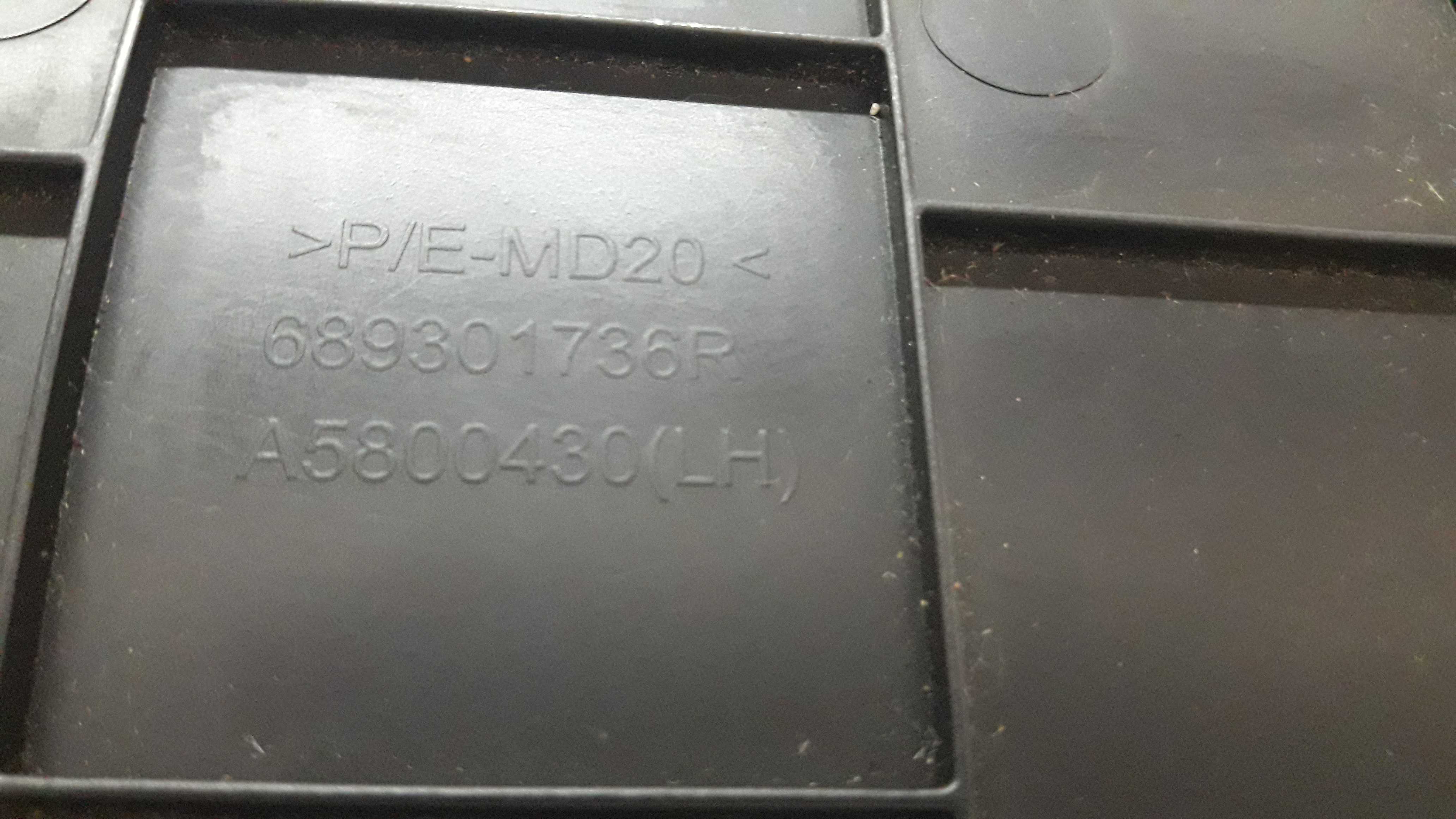 Moldura Esquerda Console Fluence 12 A 15 689301736r 7