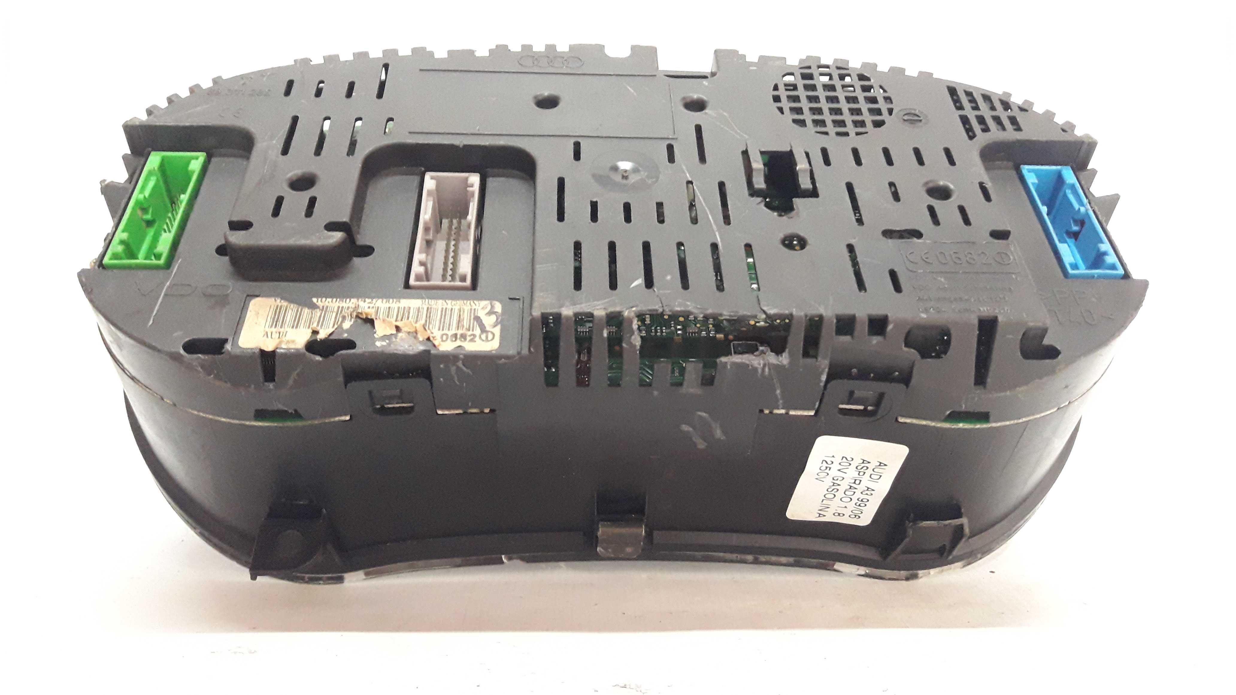 Painel Velocimetro Conta Giros Audi A3 99 A 6 Com Detalhe Preto 8