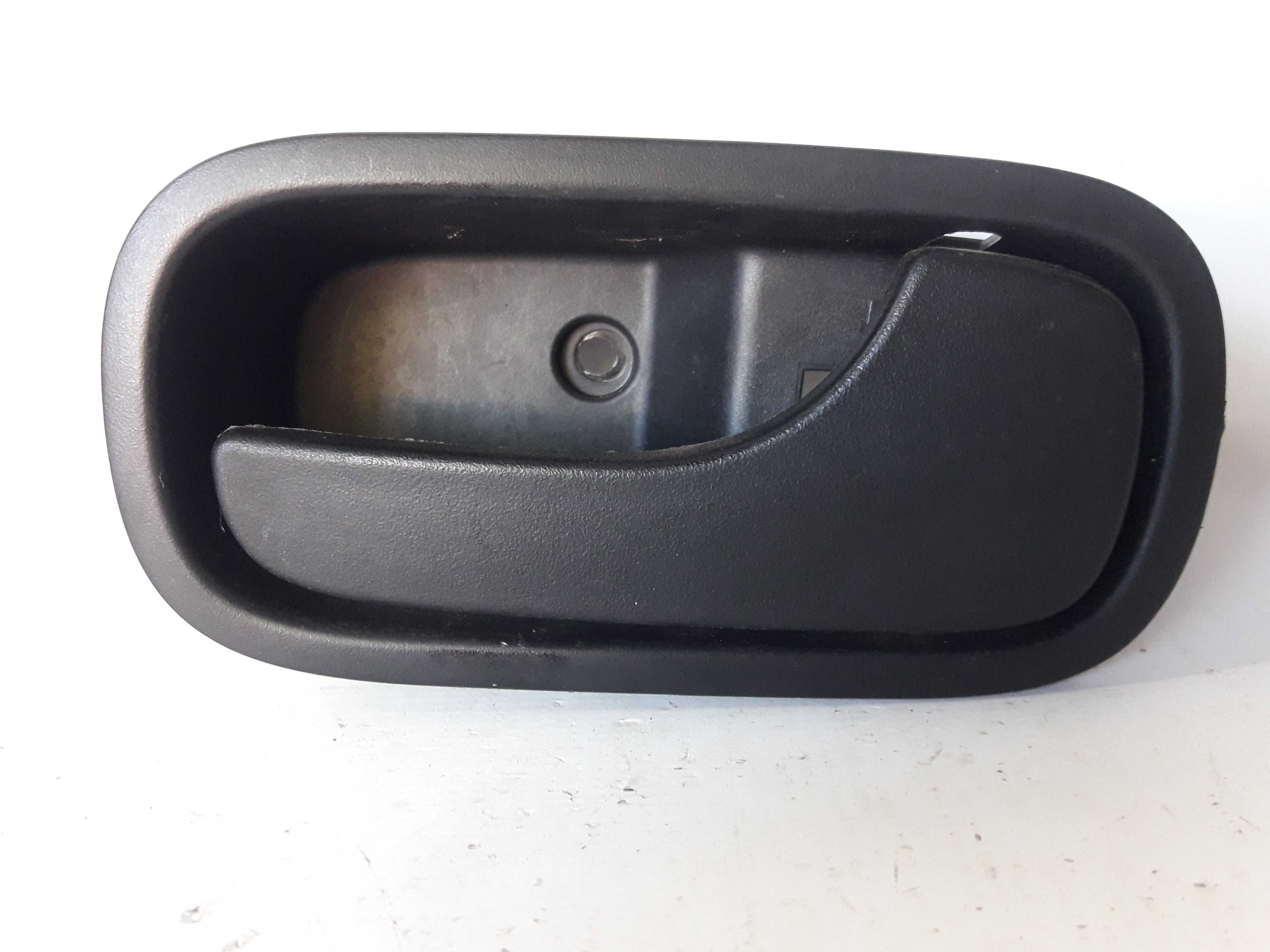 Maçaneta Interna Dianteira Direita Mobi 100180497 Original Preto Dianteira 1