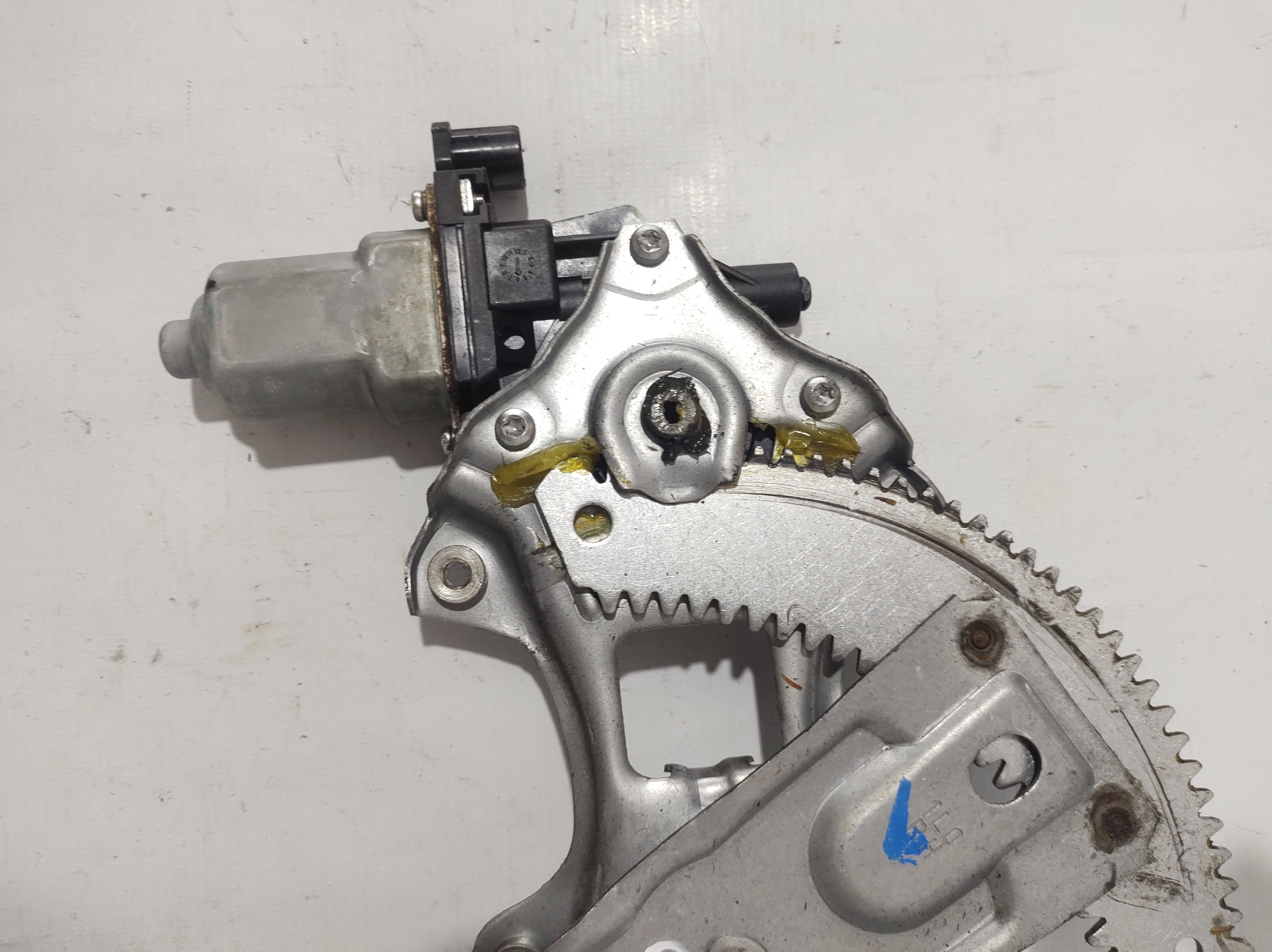 Maquina Motor Vidro Elétrico Dianteiro Direito March 13 A16 6