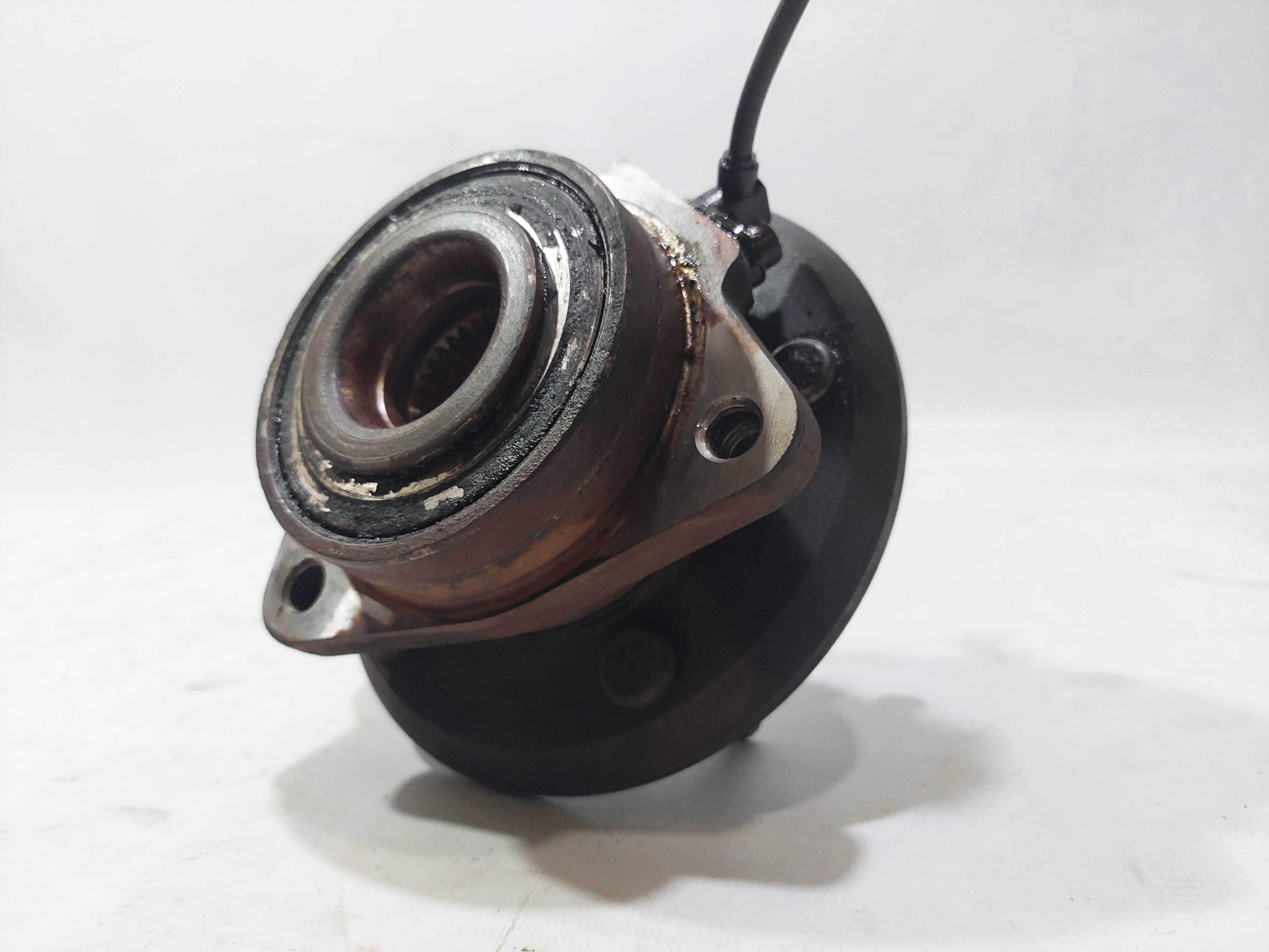 Cubo Roda Dianteira Direita Captiva Sport 2009/13 2.4 7