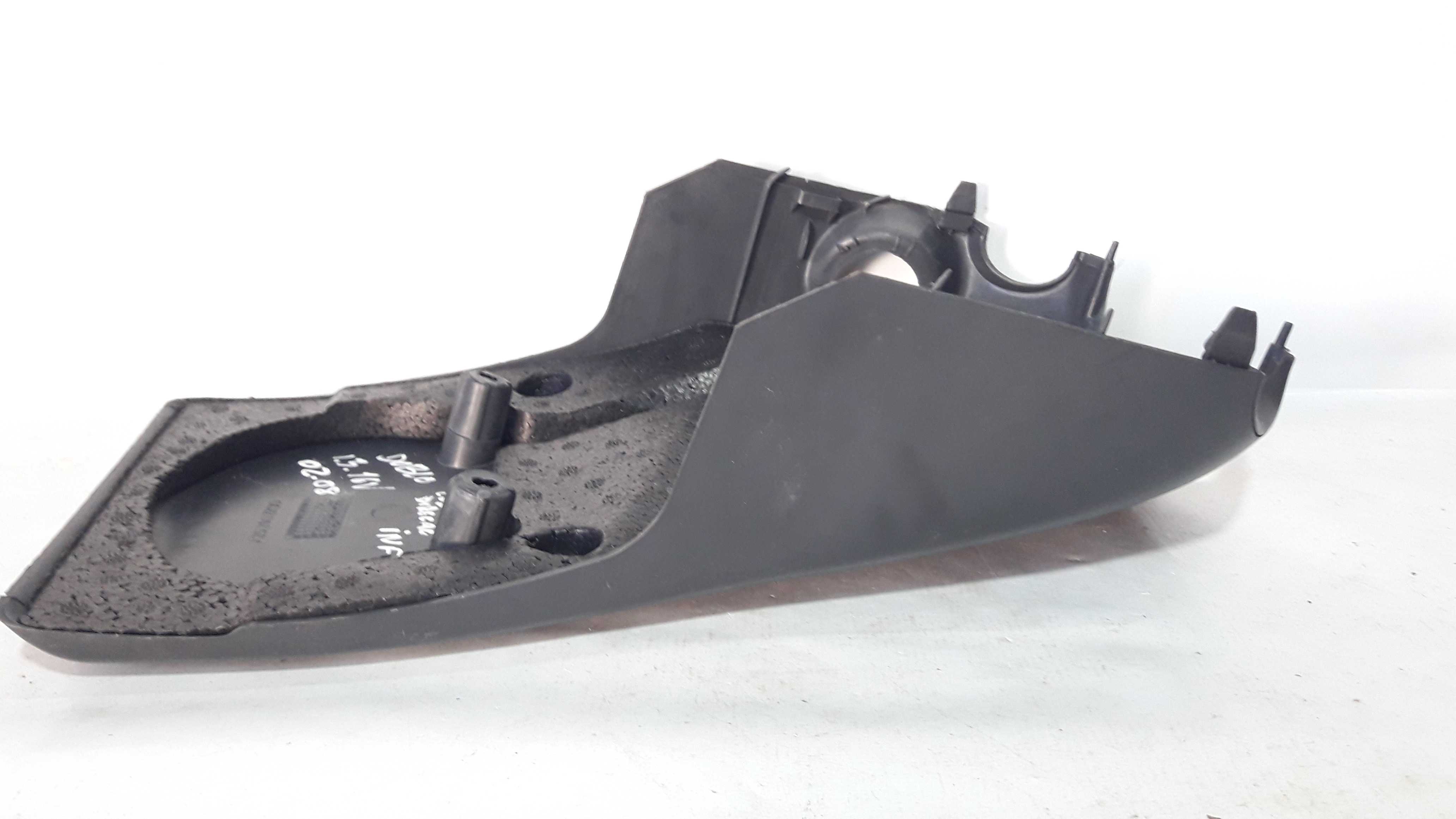 Moldura Inf Coluna Direção Doblo 02/08 7353102200 24936 Preto 6