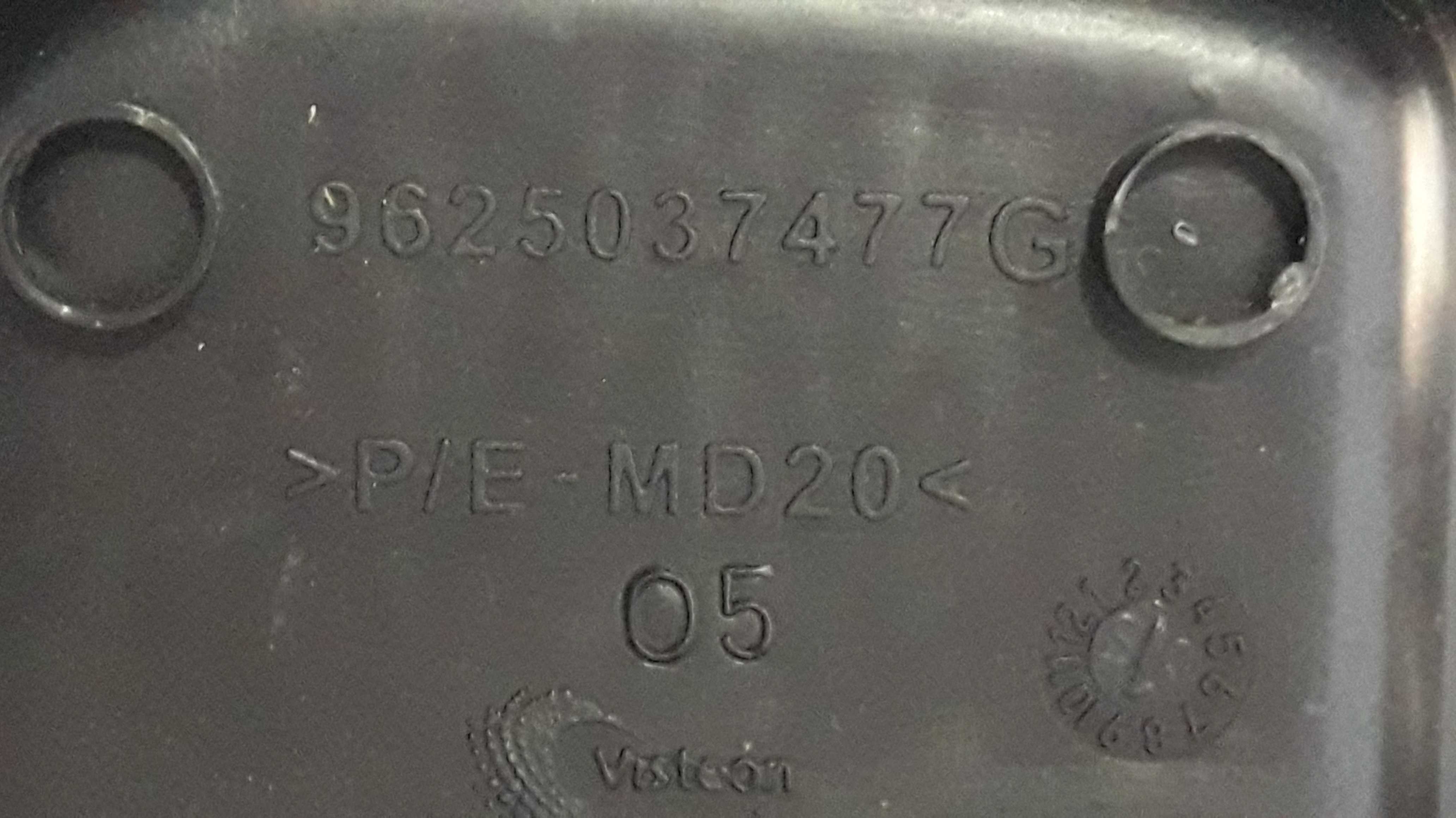 Comsole Central Peugeot 206 98 A 09 9625037477g 8