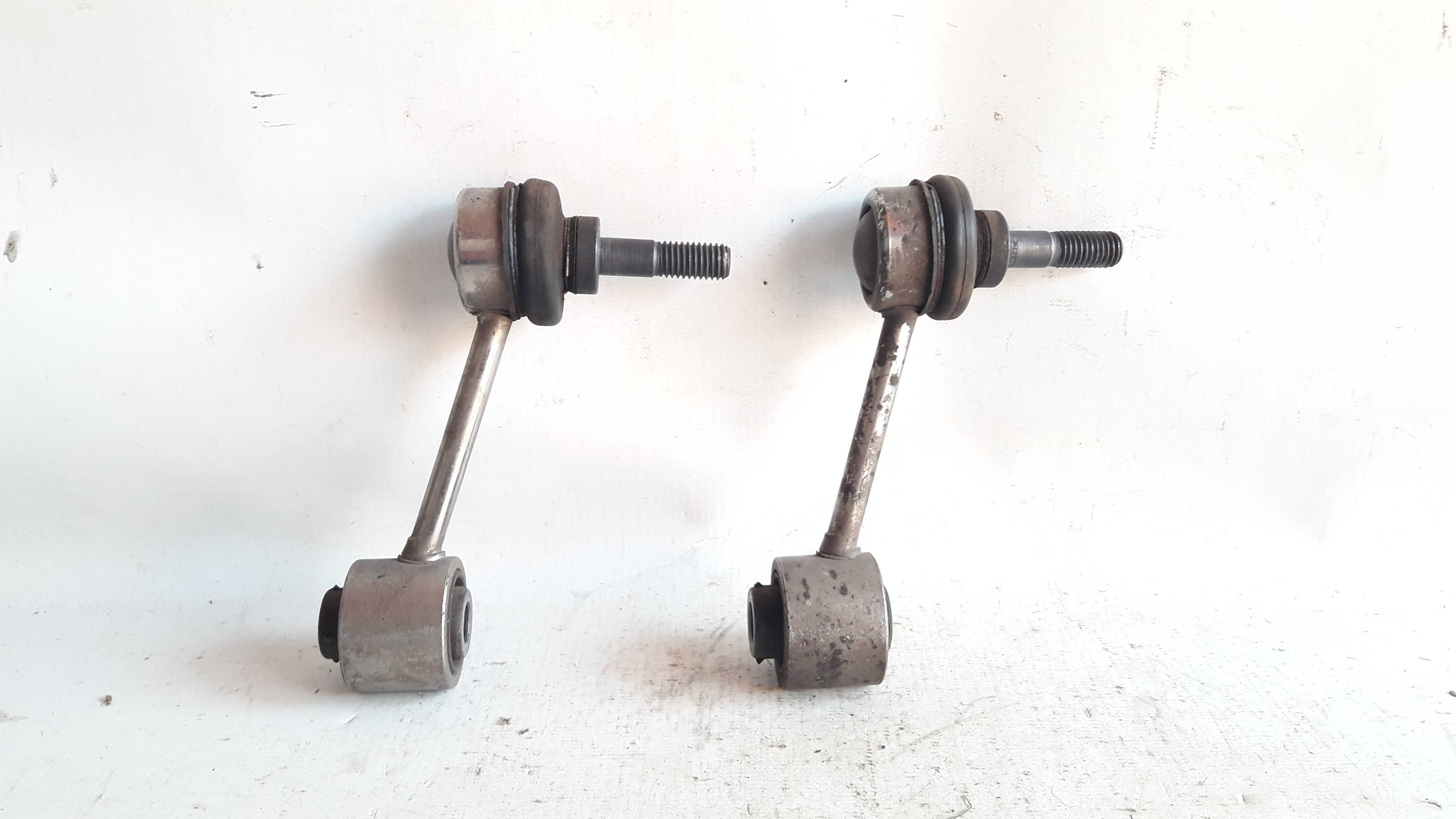 Par Pivo Eixo Traseiro Vw Jetta Tsi 2.0  10/14 1