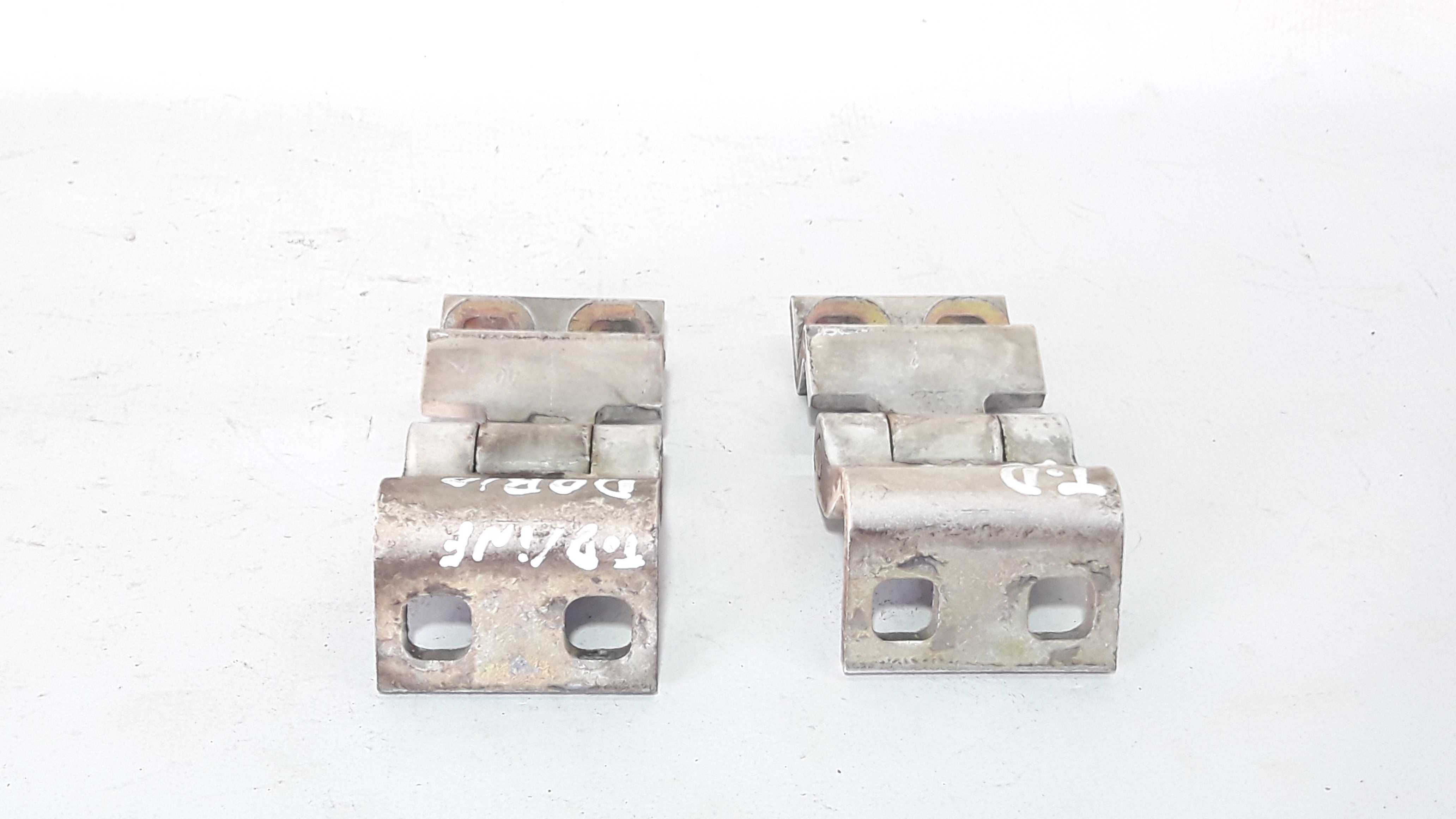 Dobradiça Tampa Traseira Direita Doblo Cargo 02/08 25359 1