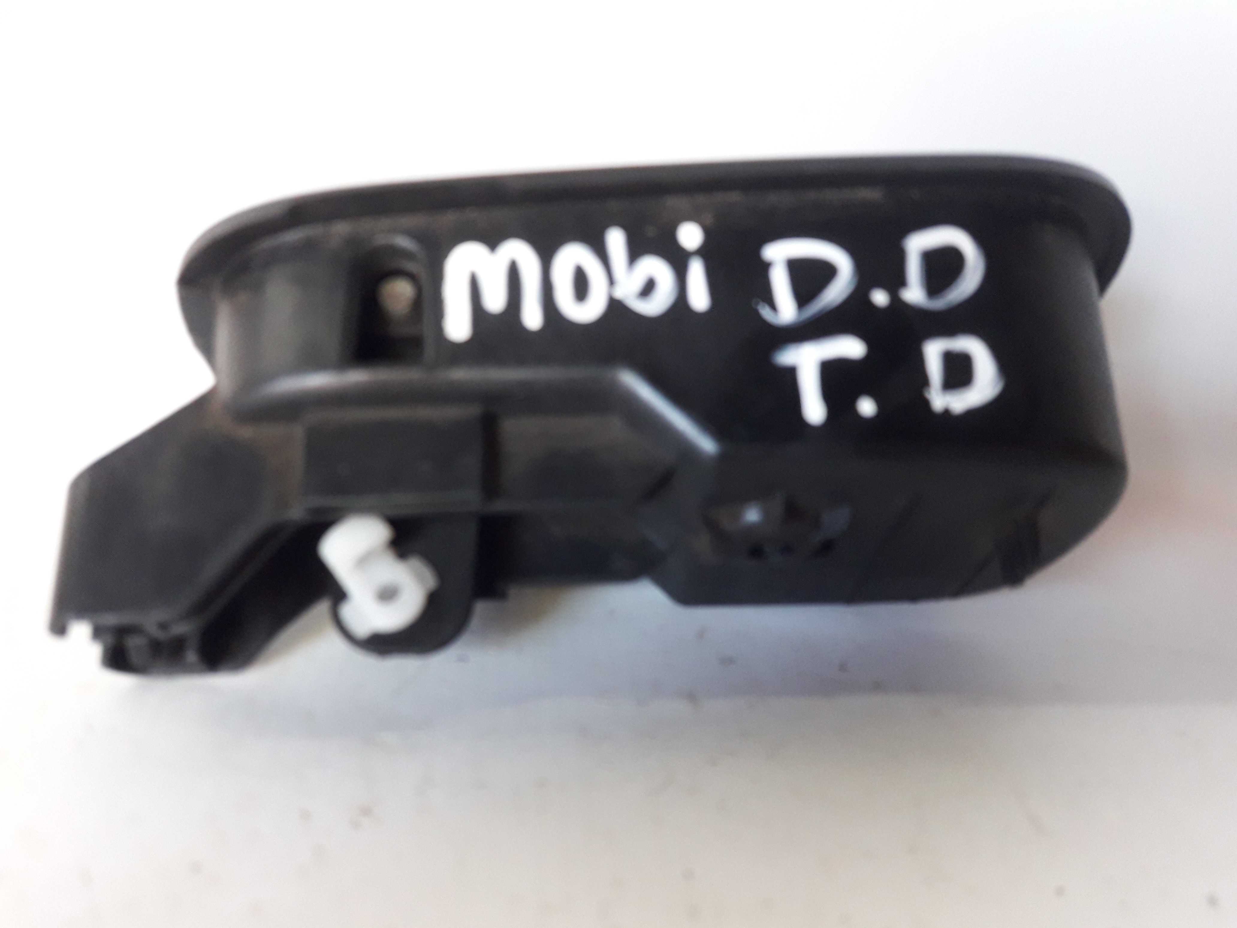 Maçaneta Interna Dianteira Direita Mobi 100180497 Original Preto Dianteira 3
