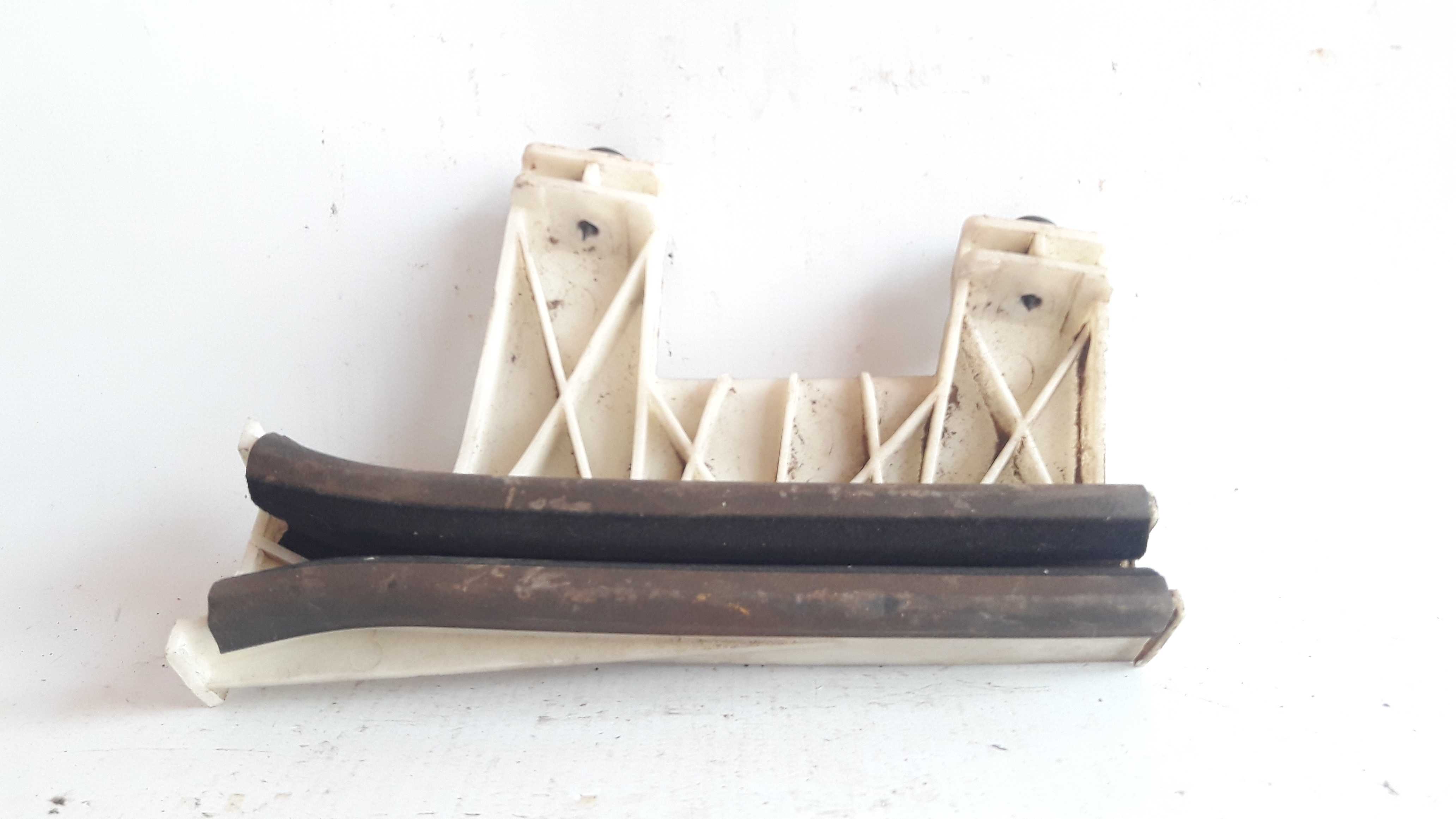 Guia Vidro Dianteiro Direito Citroen C3 2003/2012 Original 1