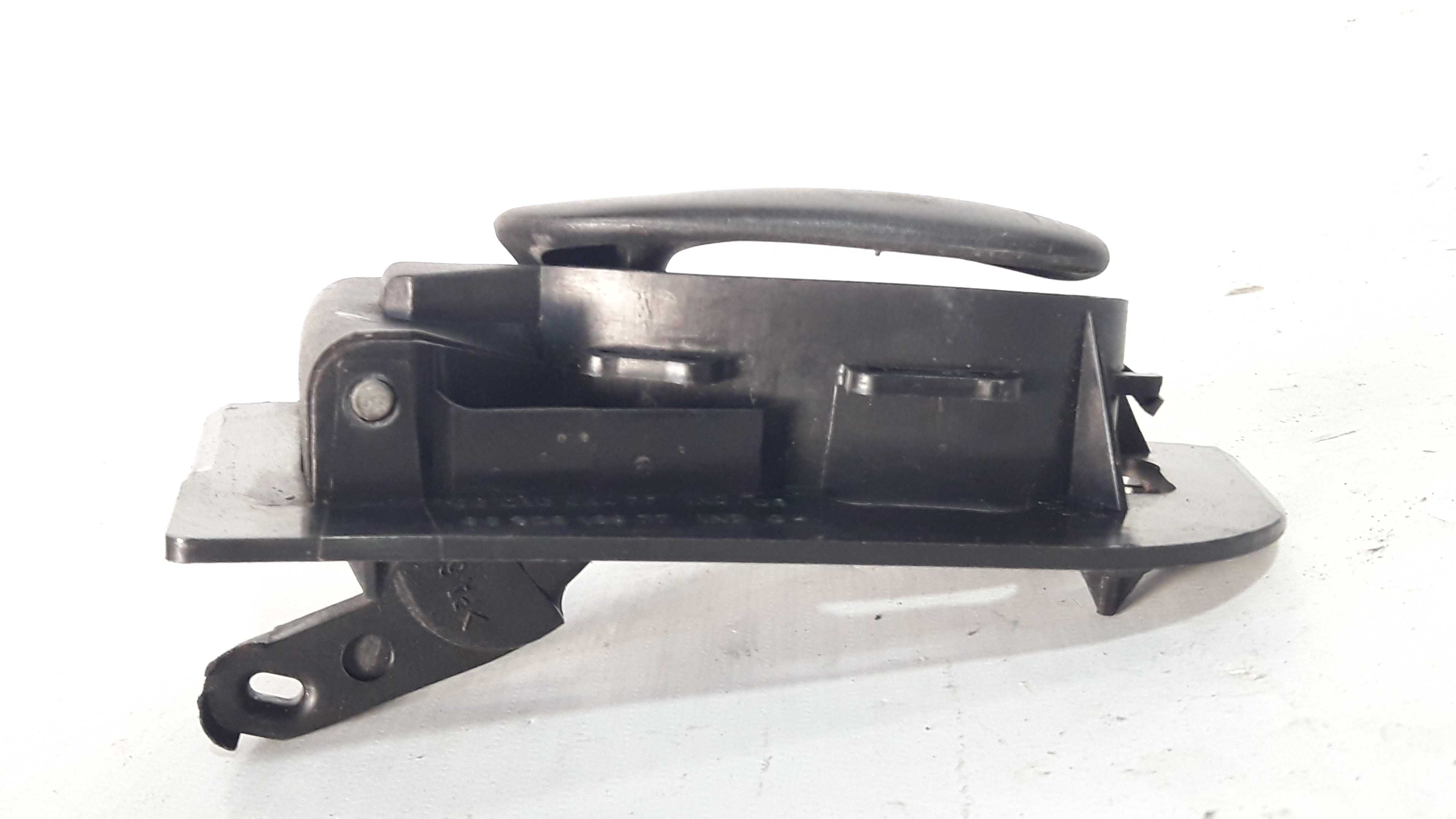 Maçaneta Interna Dianteira Esquerda Peugeot 206 99/10 Cinza Dianteira 4