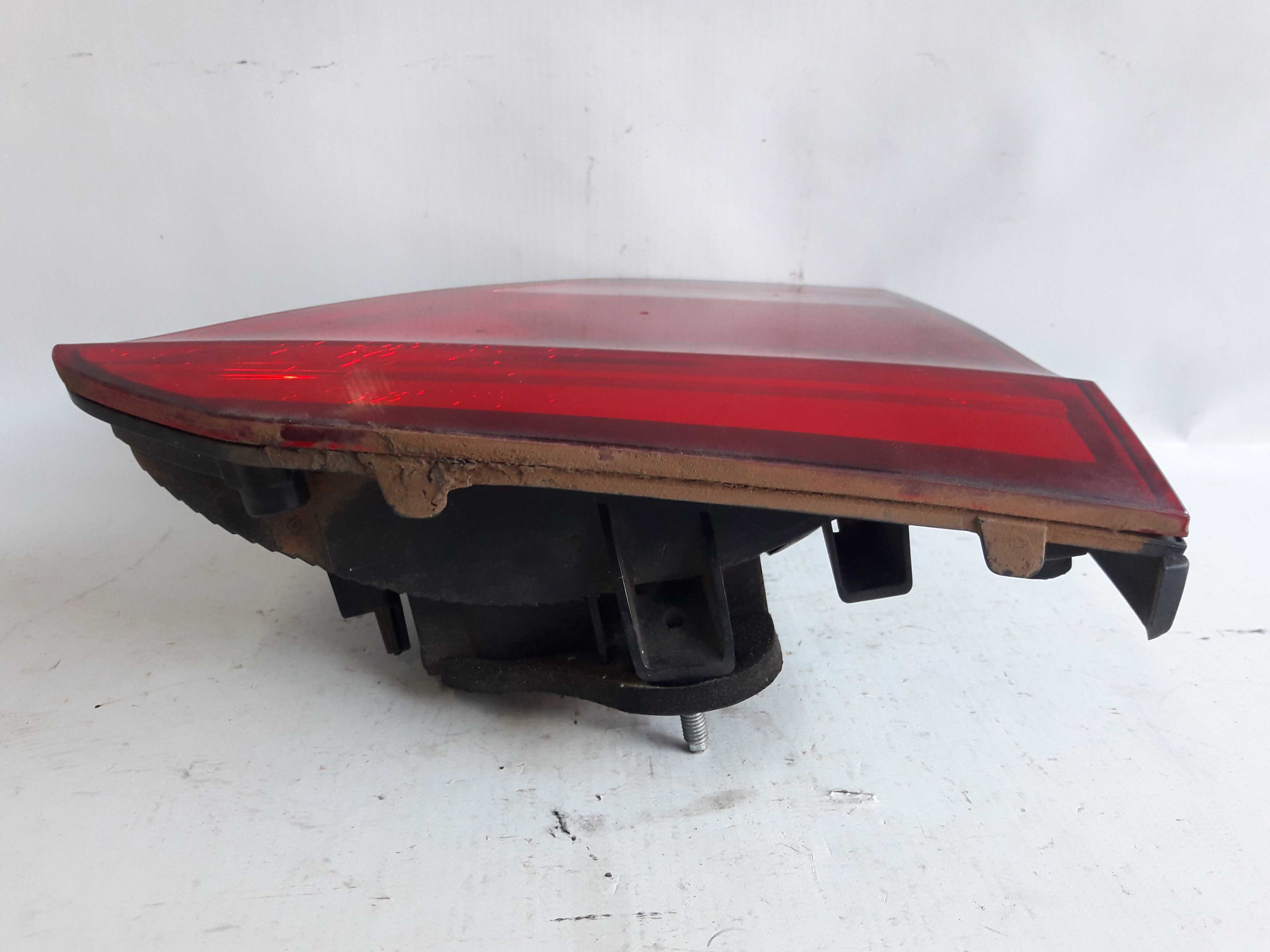 Lanterna Tampa Traseira Esquerda Fox 2016 5z0945093e Origina Vermelho 2