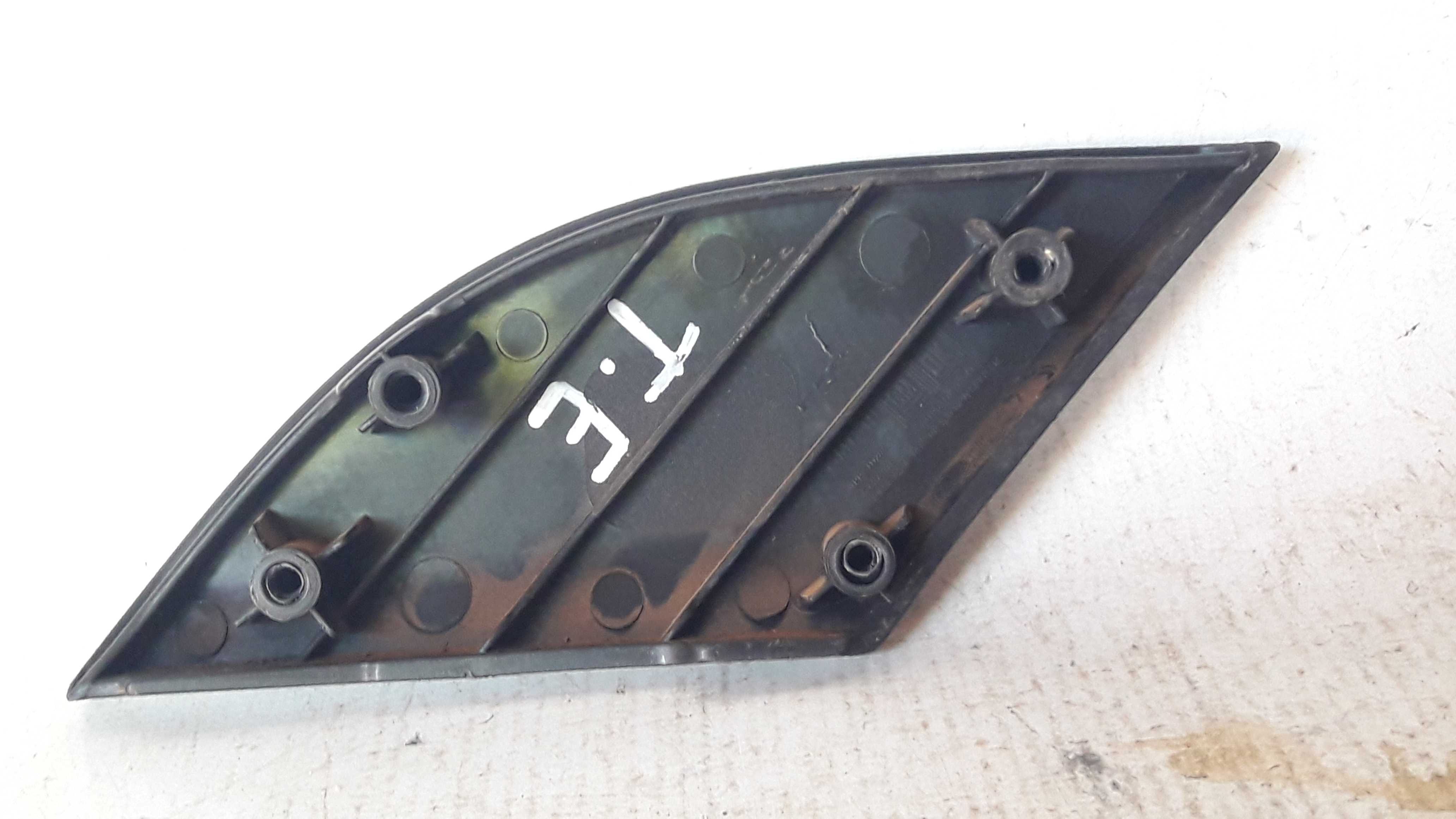 Moldura Interna Porta Traseira Esquerda Captiva Sport 09/13 2