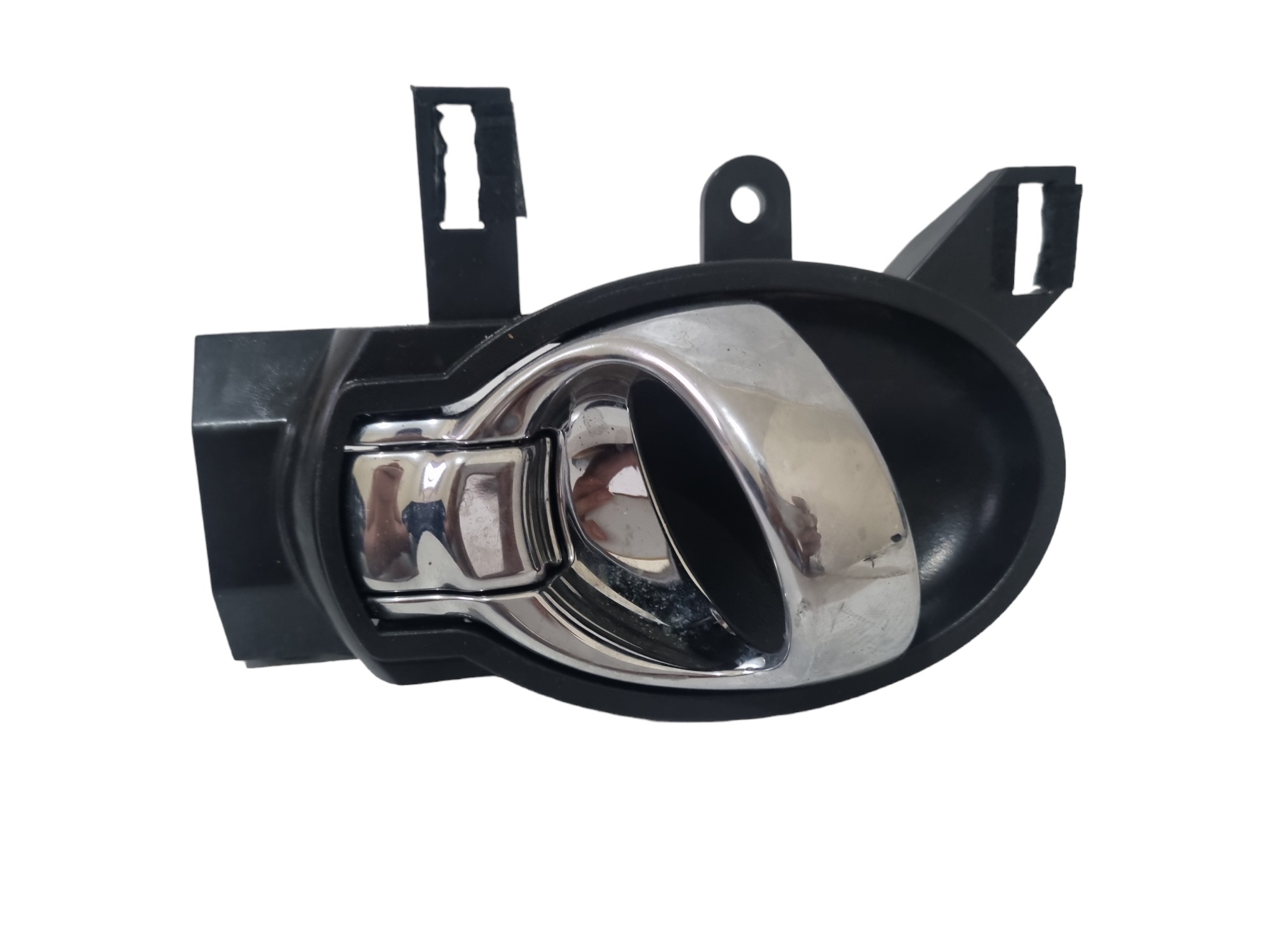 Maçaneta Interna Porta Dianteira Direita Nissan March Origin – Preto – Dianteira 1