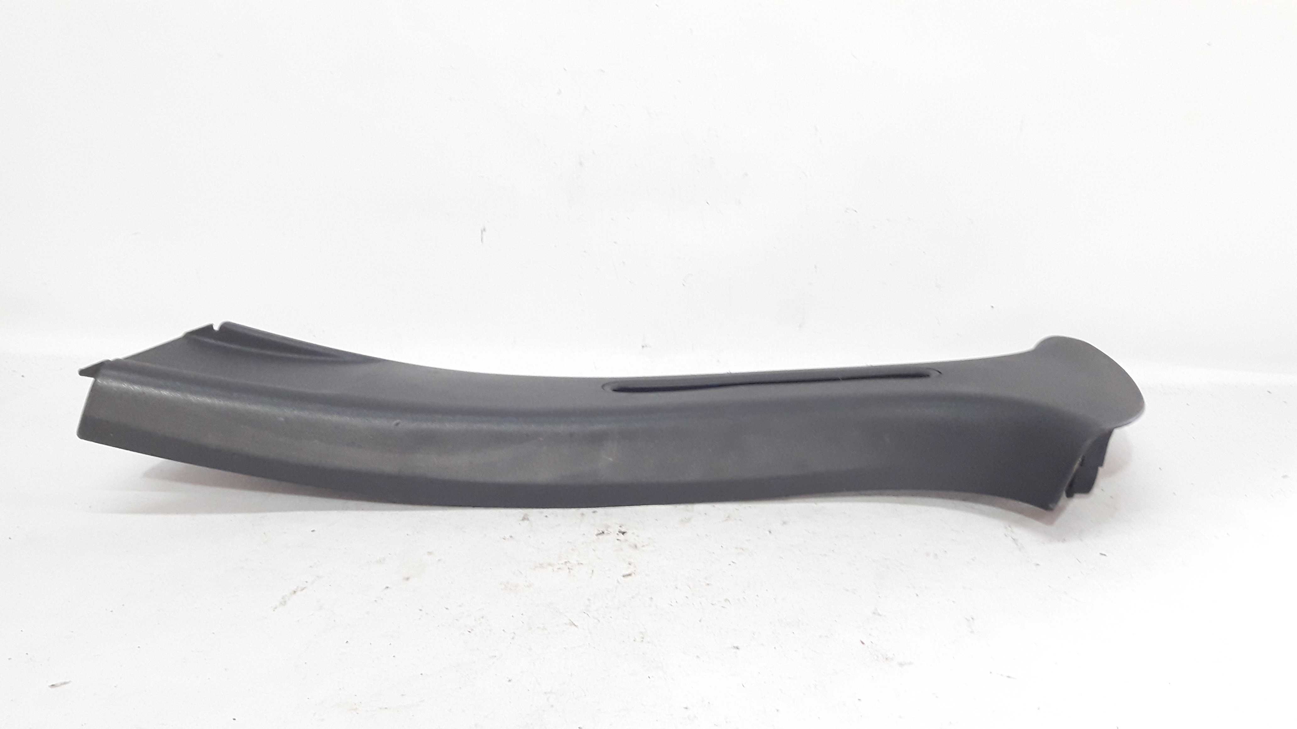 Moldura Coluna Central Esquerda Oroch 1 A 20 8200529816 4