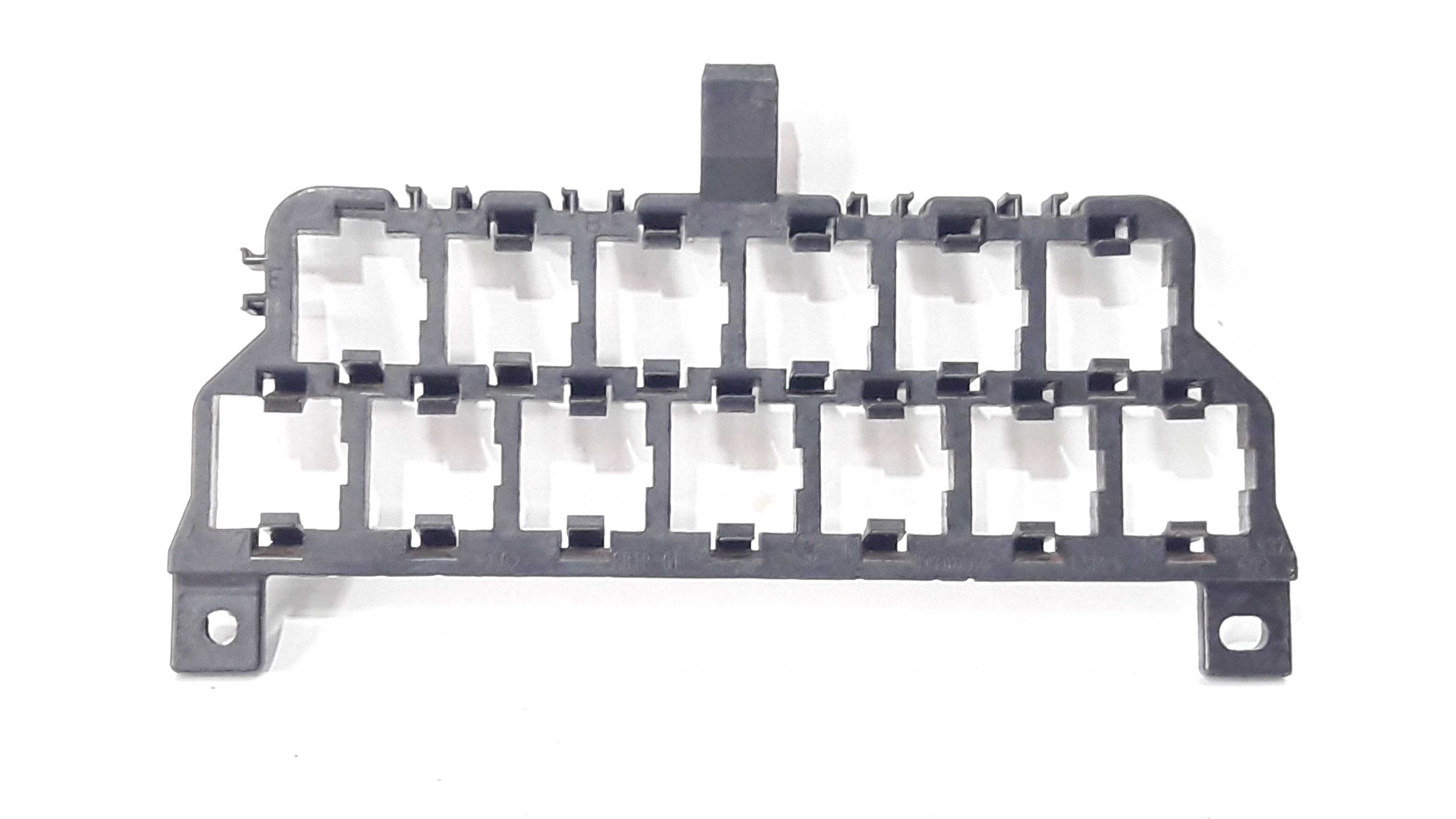 Suporte Fusiveis Audi A4 96/00 8d0937503 19998