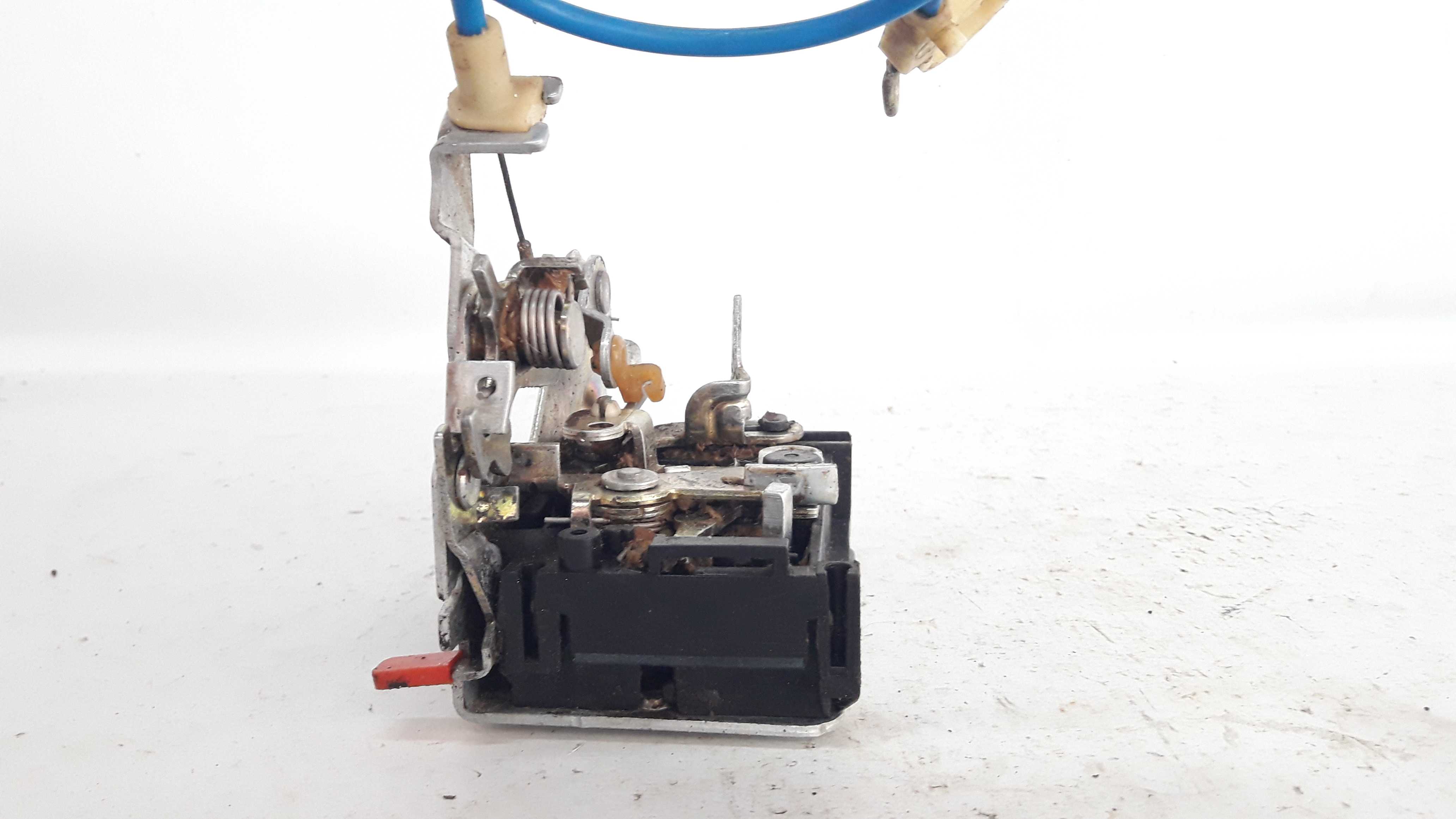 Fechadura Traseira Esquerda Fox 03 A 10 6