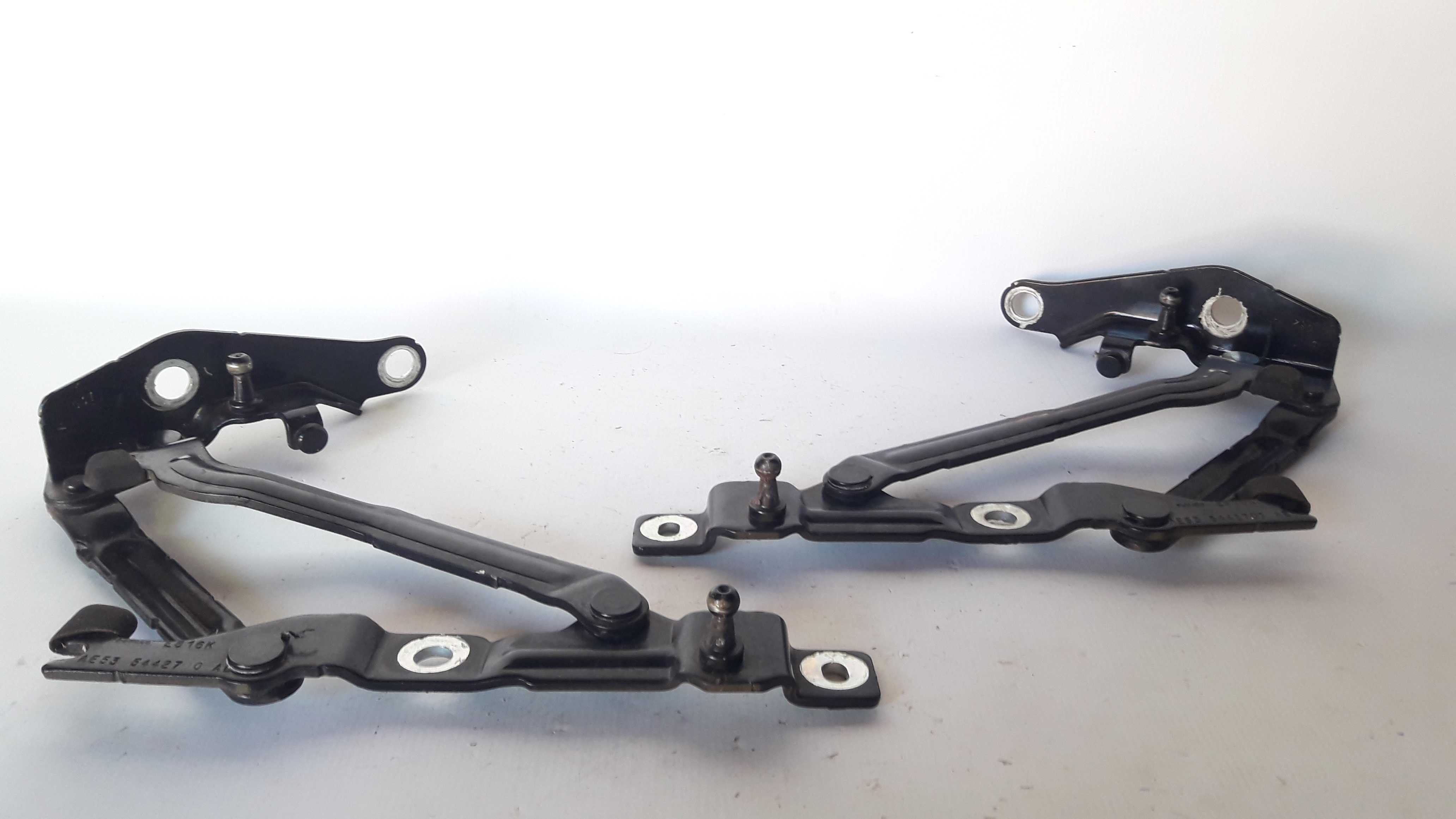 Dobradiça Tampa Traseira Malas Ford Fusion 10 11 12 14230 3