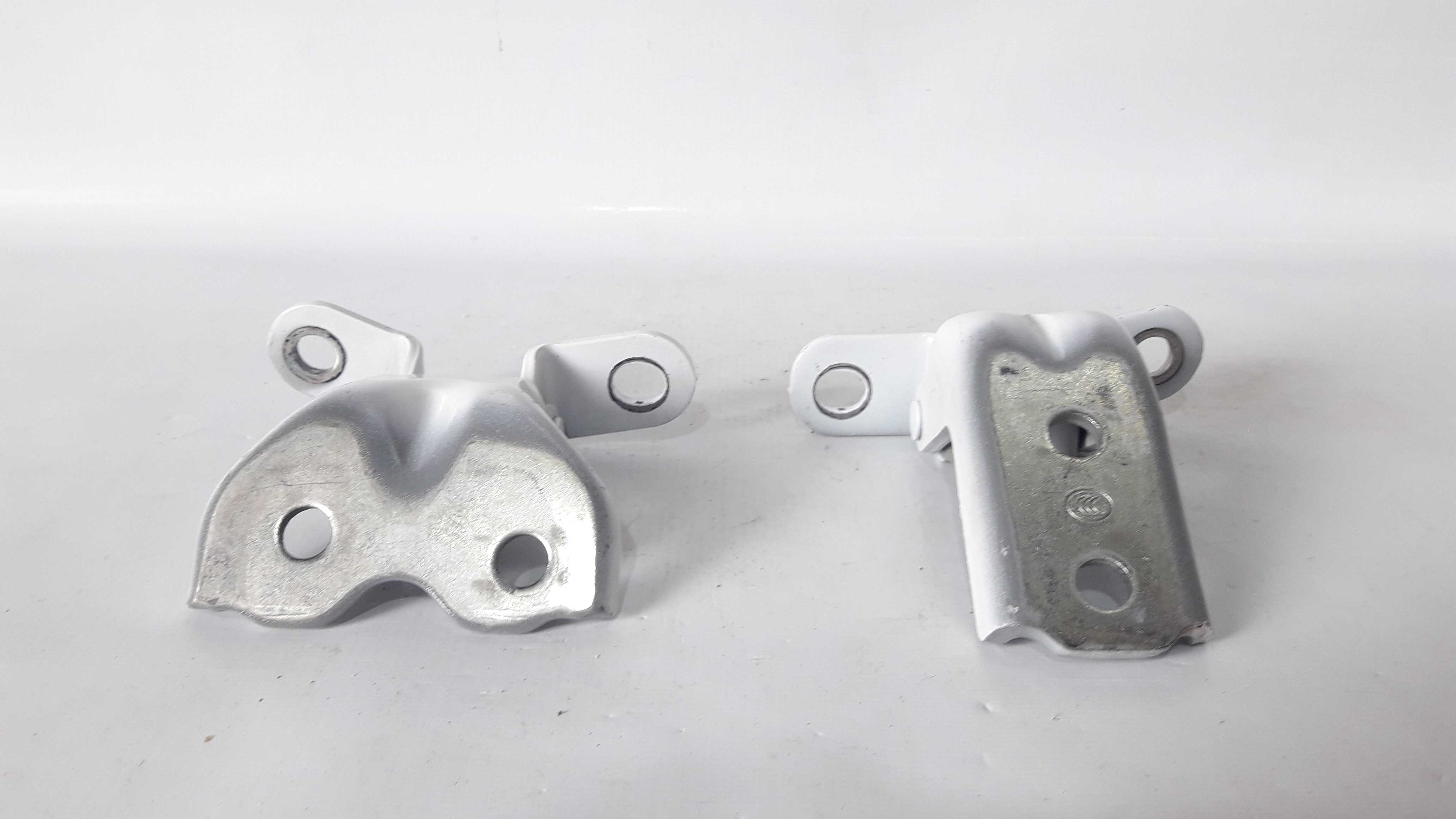 Par Dobradiças Porta Dianteira Esquerda Hb20 12/19 2