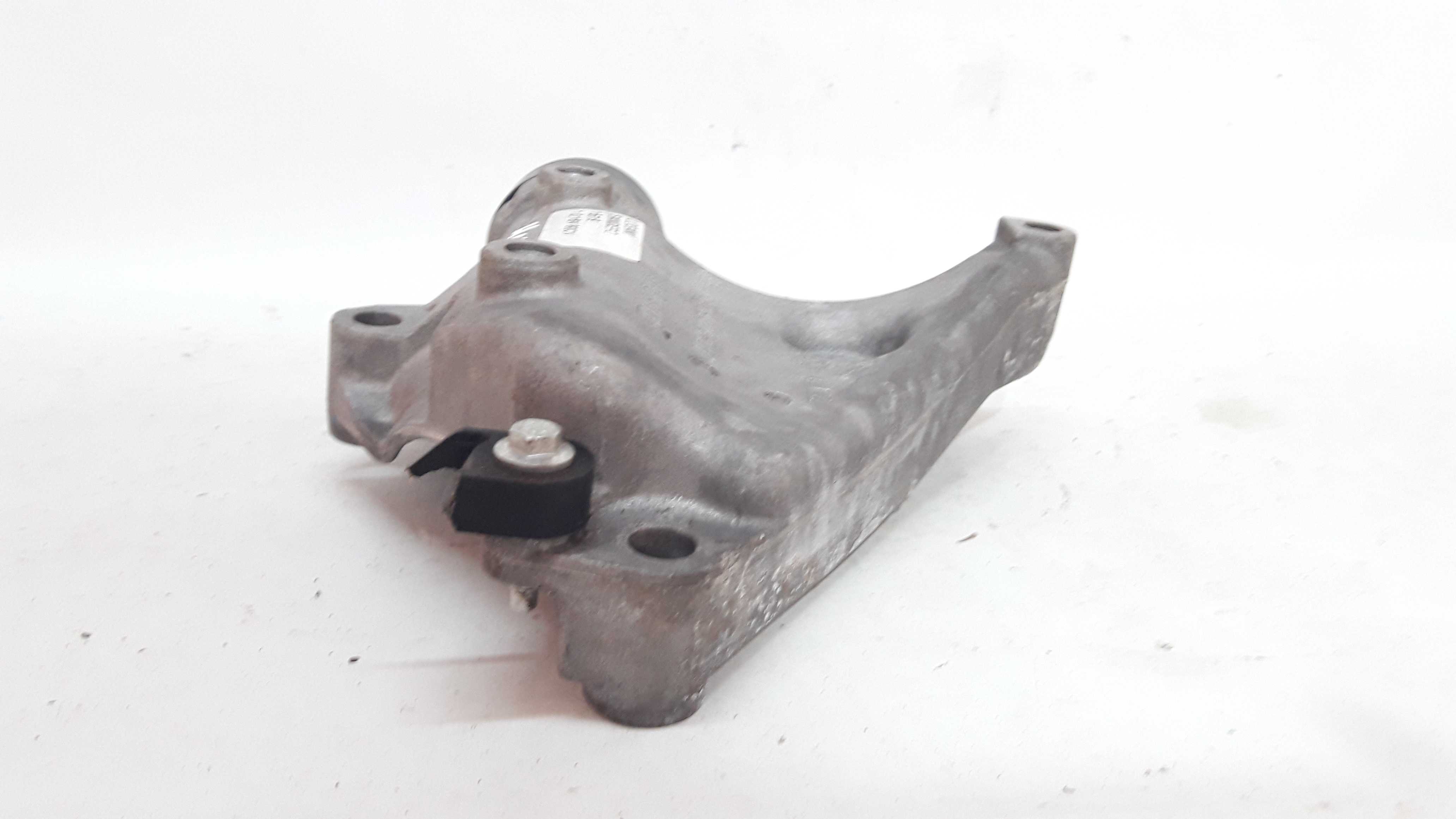 Suporte Compressor Ar Condicionado Sandero Logan Clio 15 A19 7