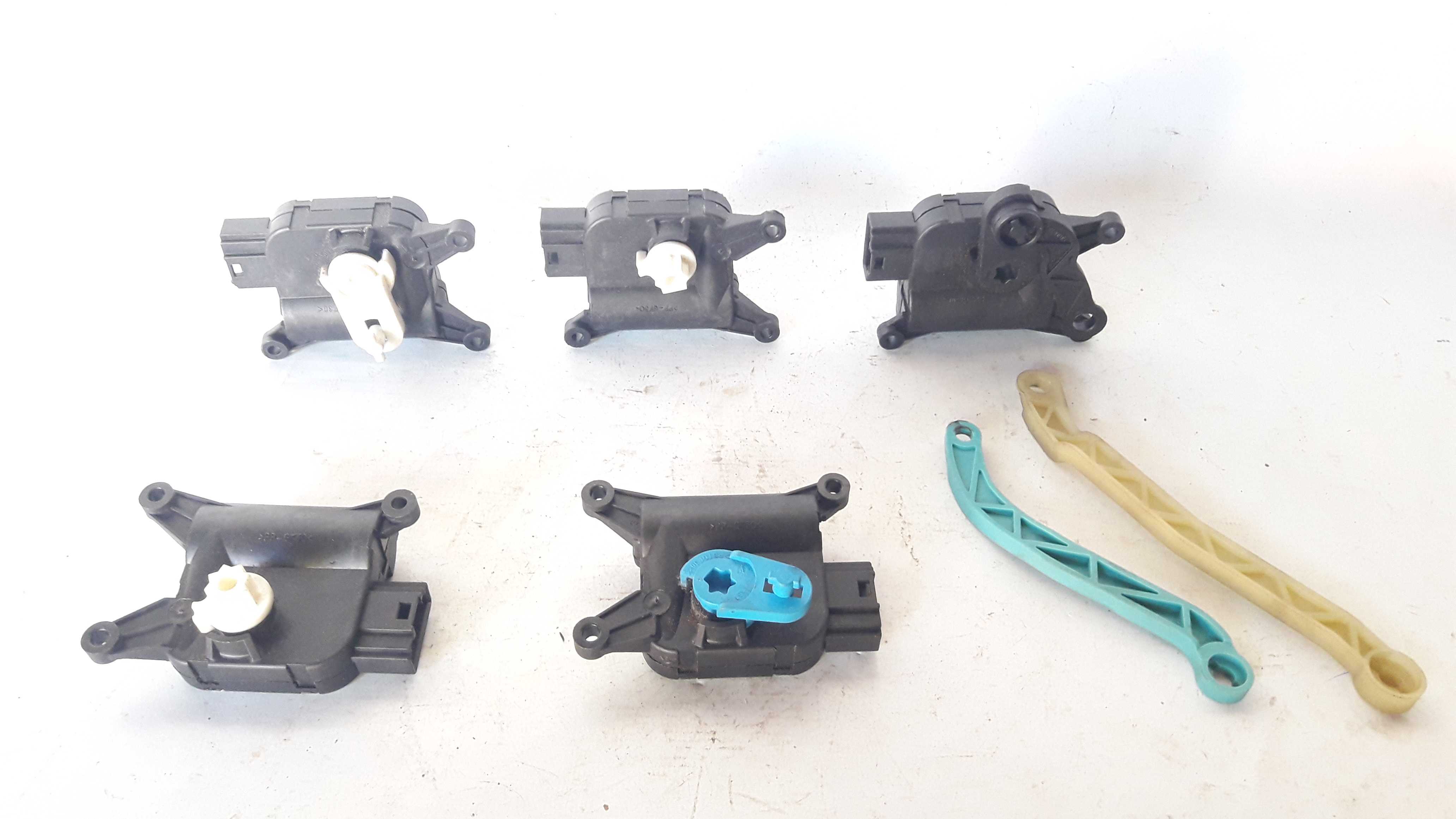 Kit Motor Atuador Caixa Ar Condicionado Jetta 12/15 Original 1