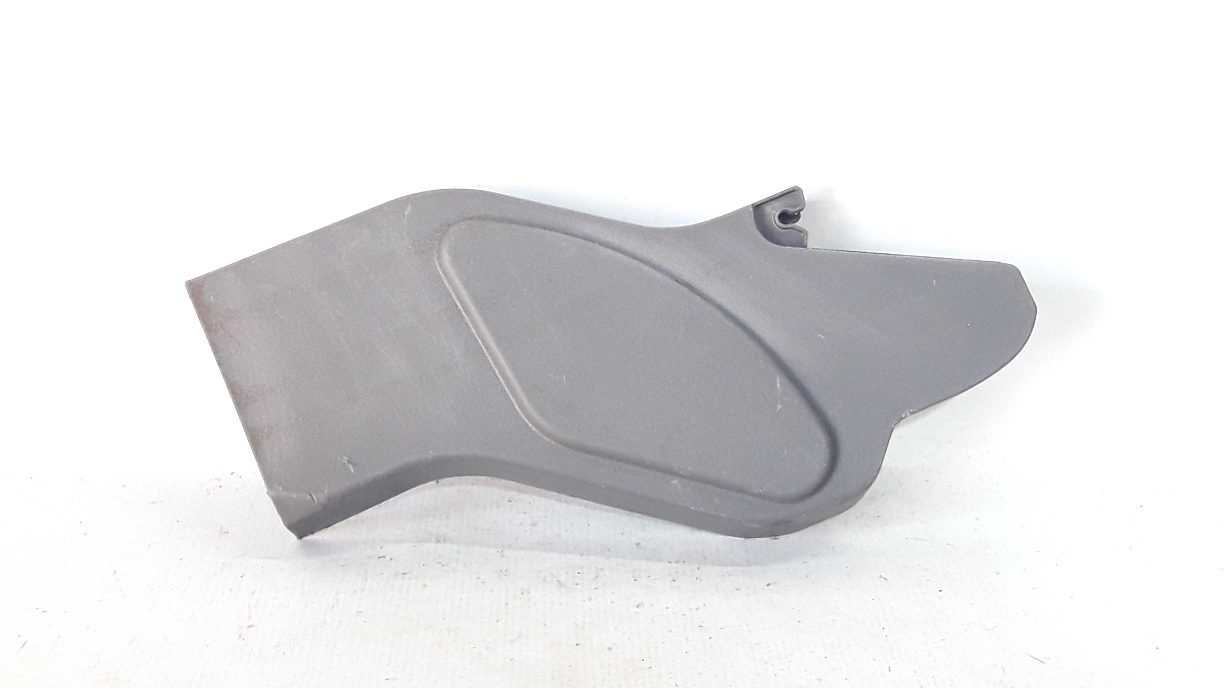 Moldura Inferior Esquerdo Banco Traseiro Meriva 2/12 22371 1