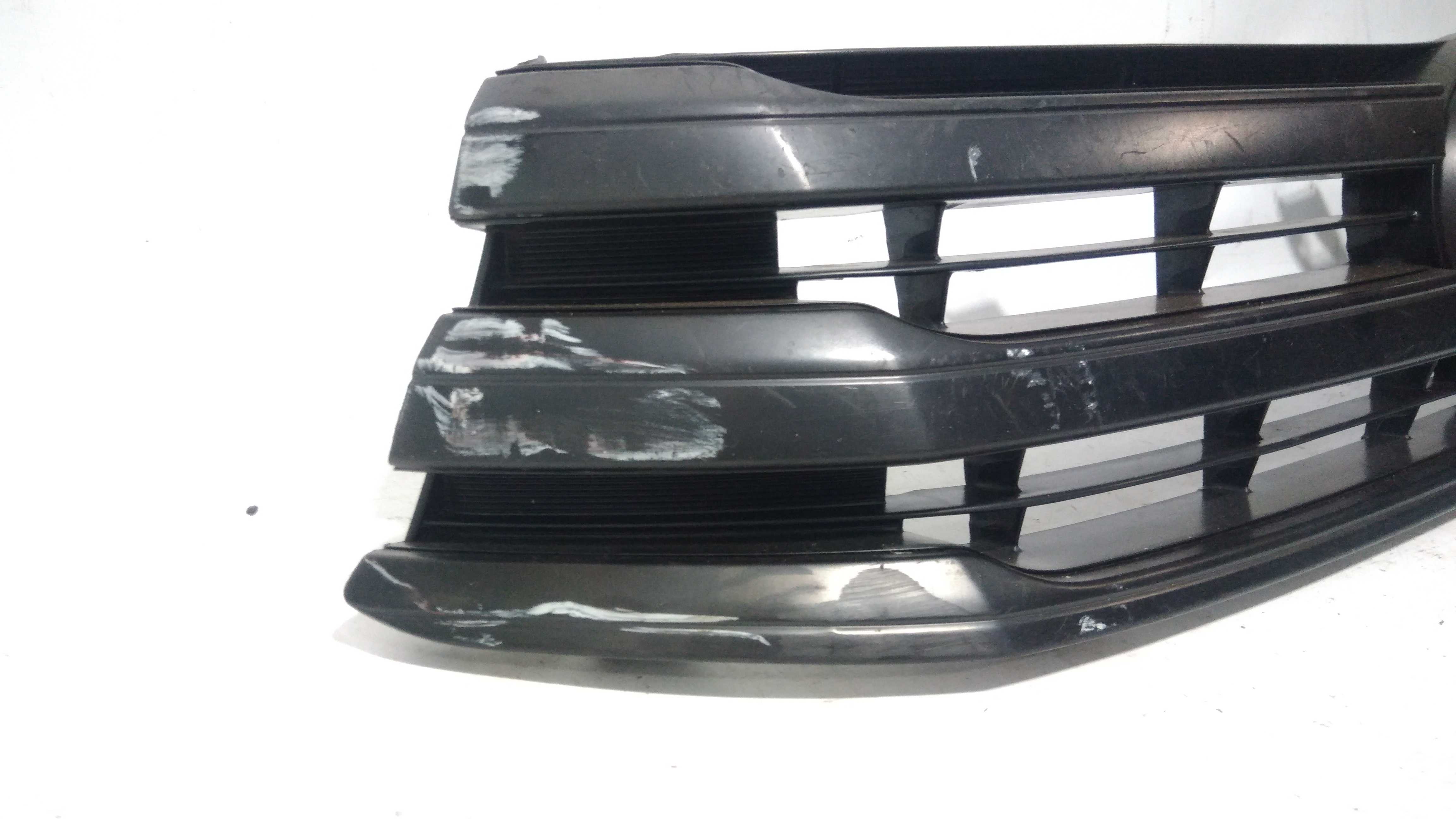 Grade Dianteira Preta Toyota Hilux Original 2016 A 2020 Preto Plástico 4