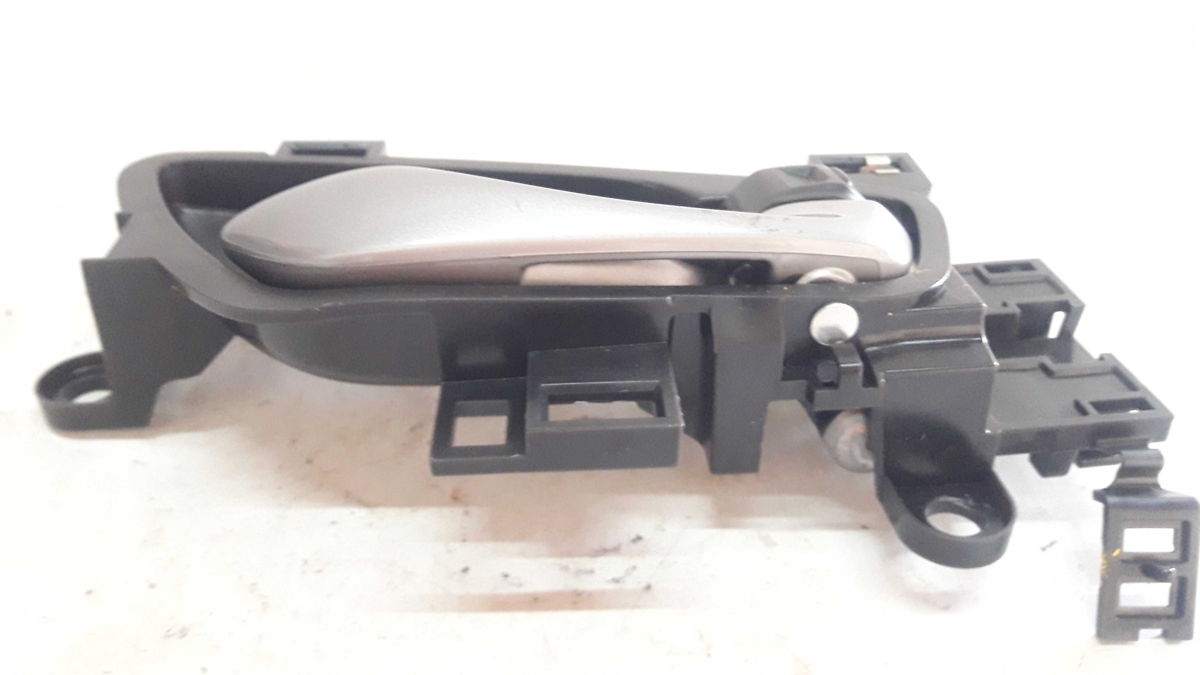 Maçaneta Interna Dianteira Direita Civic 17 A 22  – Cinza – Dianteira 7